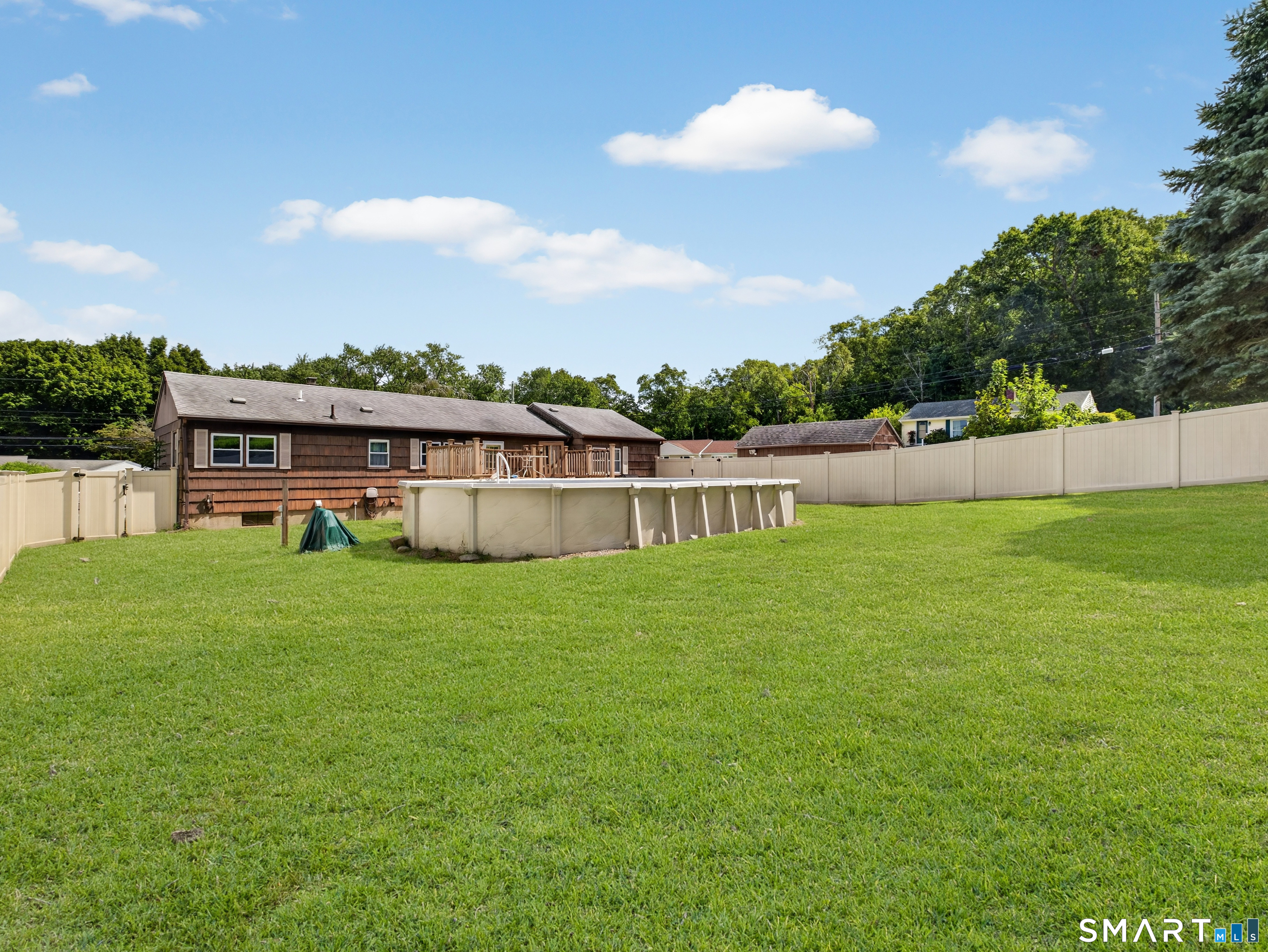 14 Faulkner Drive photo 37