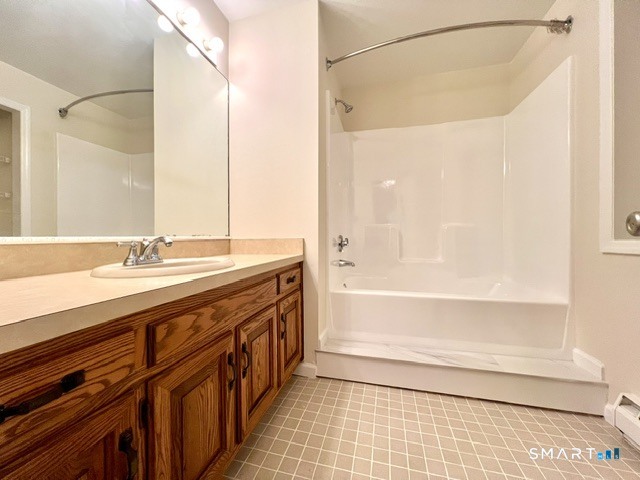 55 Mill Plain Road Unit #32-12 photo 8