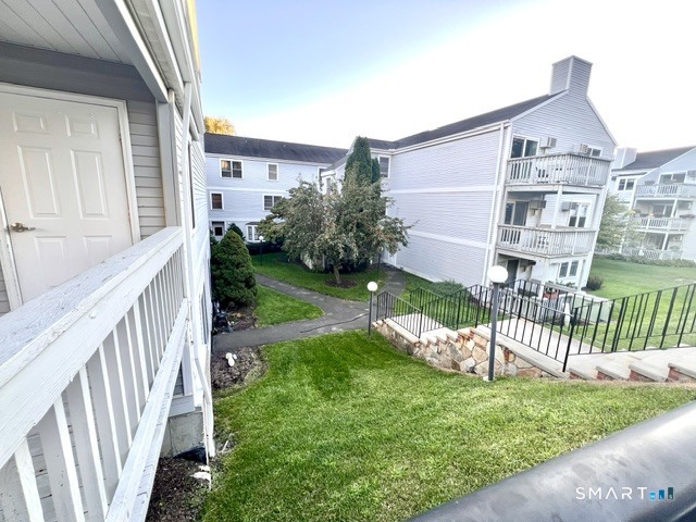 55 Mill Plain Road Unit #32-12 photo 17