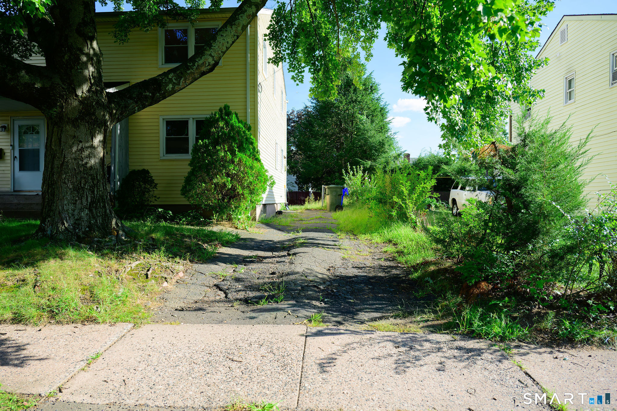 5-7 Leichtner Drive photo 2