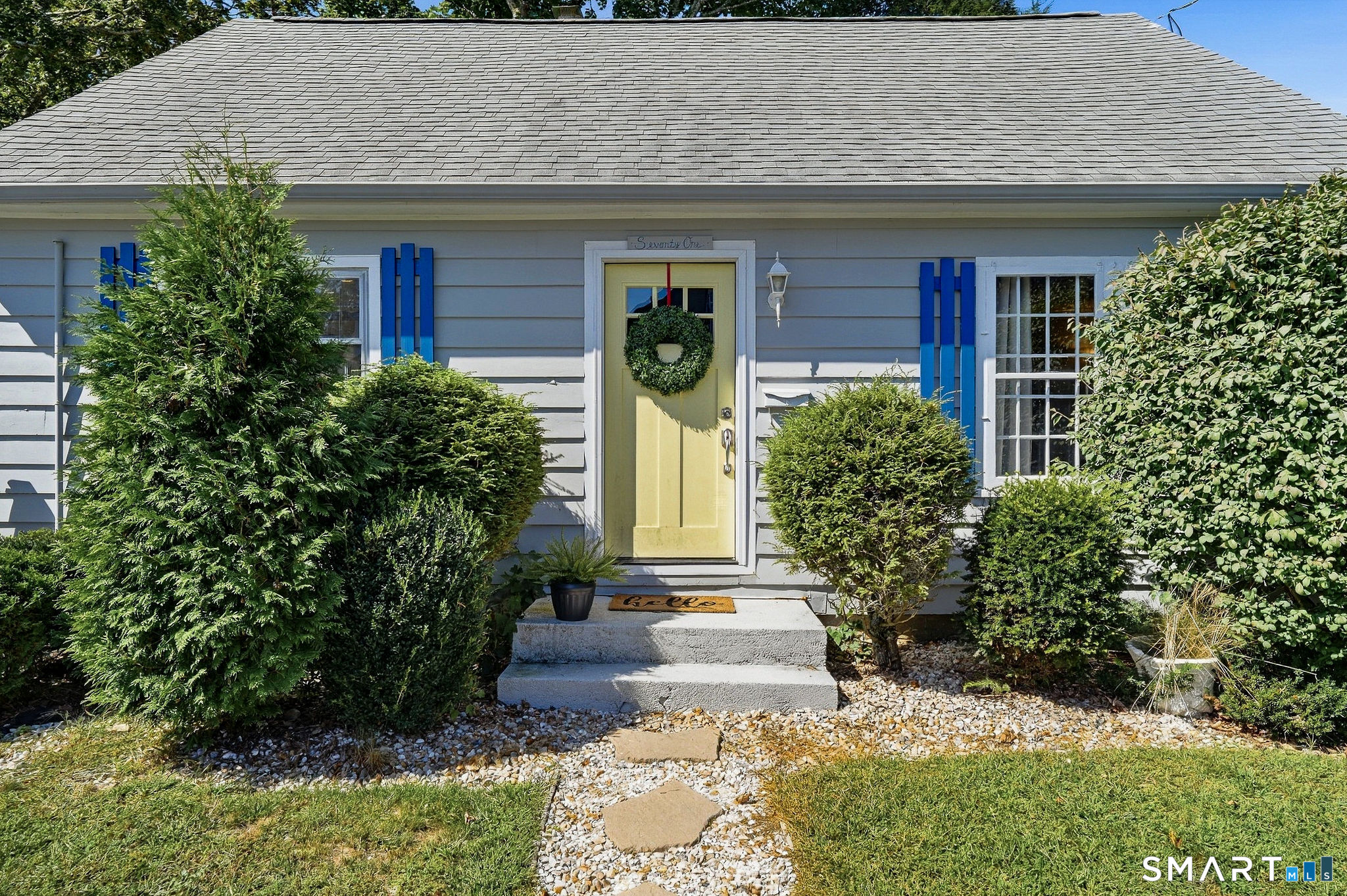 Photo 1 of Single family home for sale at 71 New London Rd, Groton, CT 06340 | MLS# 24206882 | Listing updated on 2026-09-18
