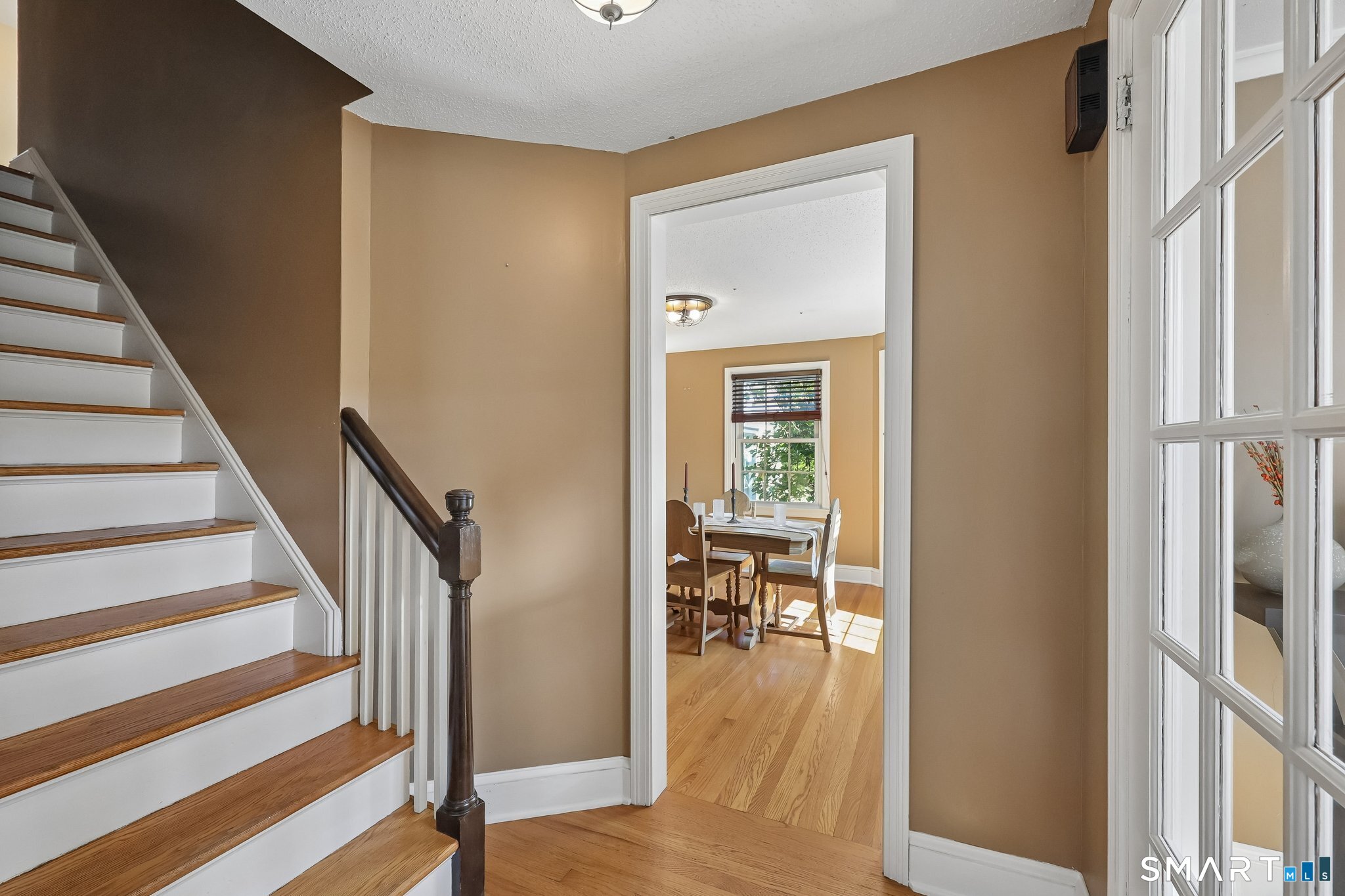 Photo 3 of Single family home for sale at 283 Hopmeadow St, Weatogue, CT 06089 | MLS# 24204429 | Listing updated on 2026-09-19