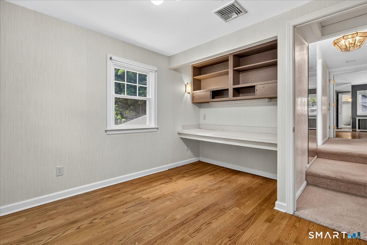 193 Dessa Drive photo 18