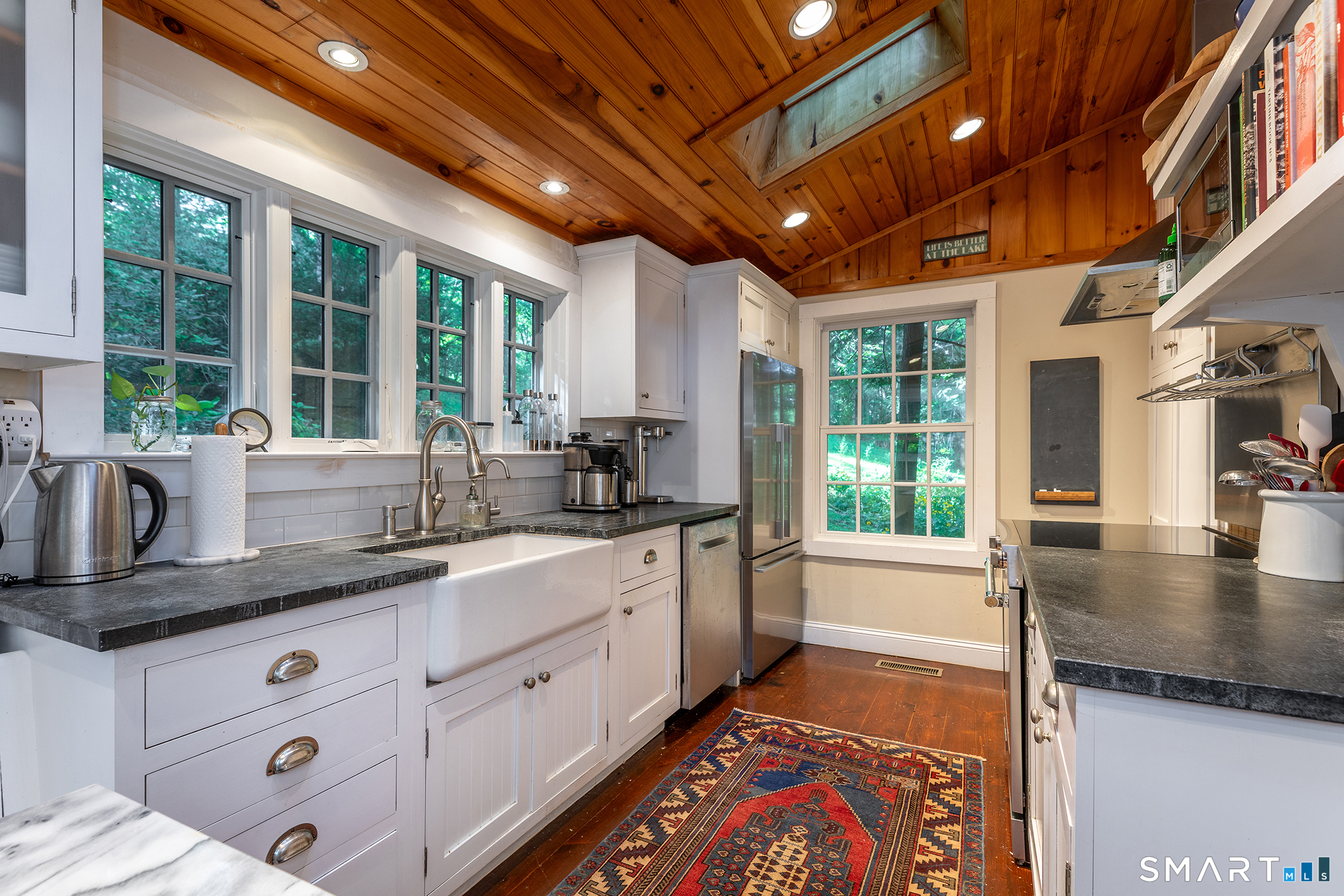 130 Lake Drive photo 11