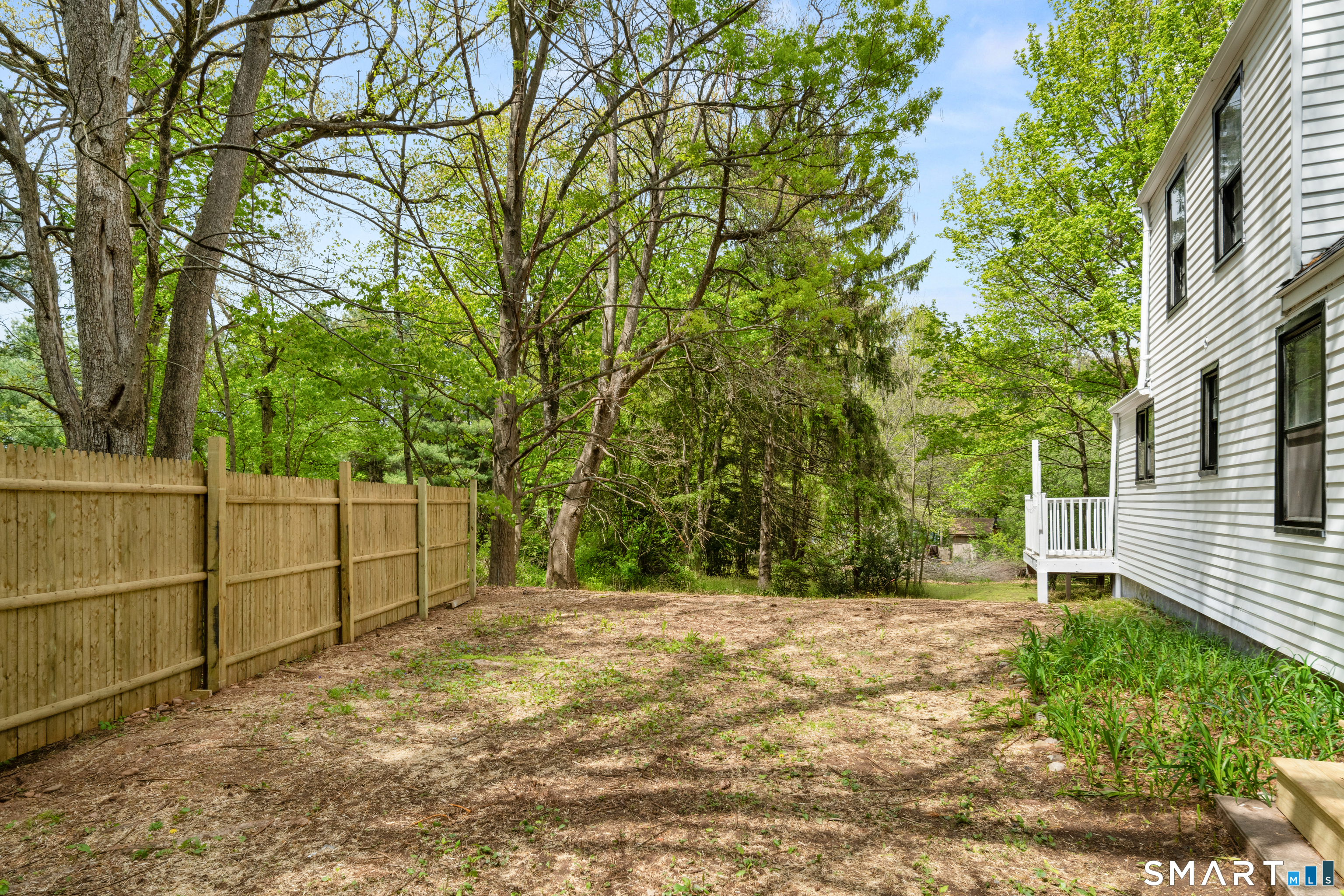 1335 Wolf Hill Road photo 7