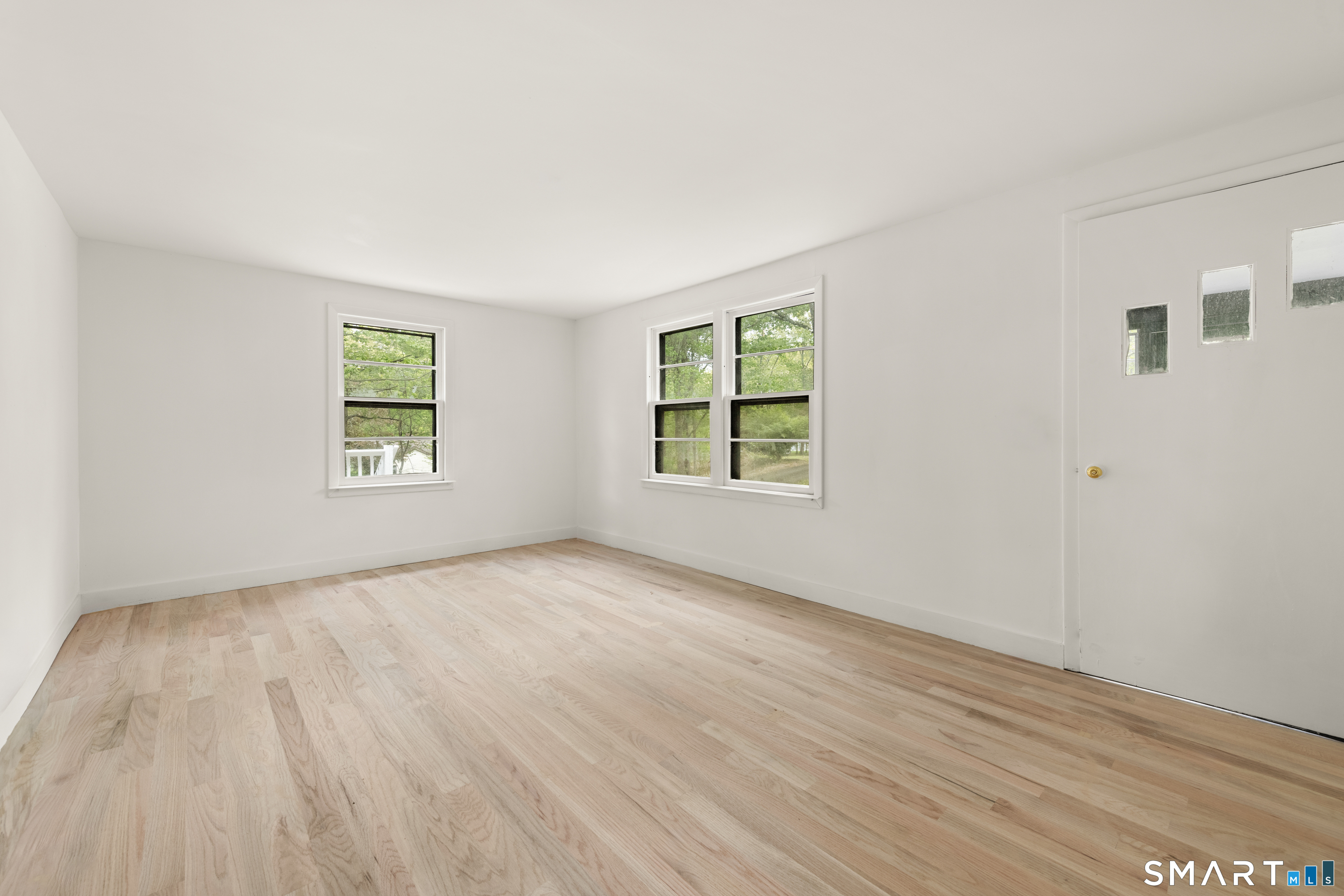 1335 Wolf Hill Road photo 11