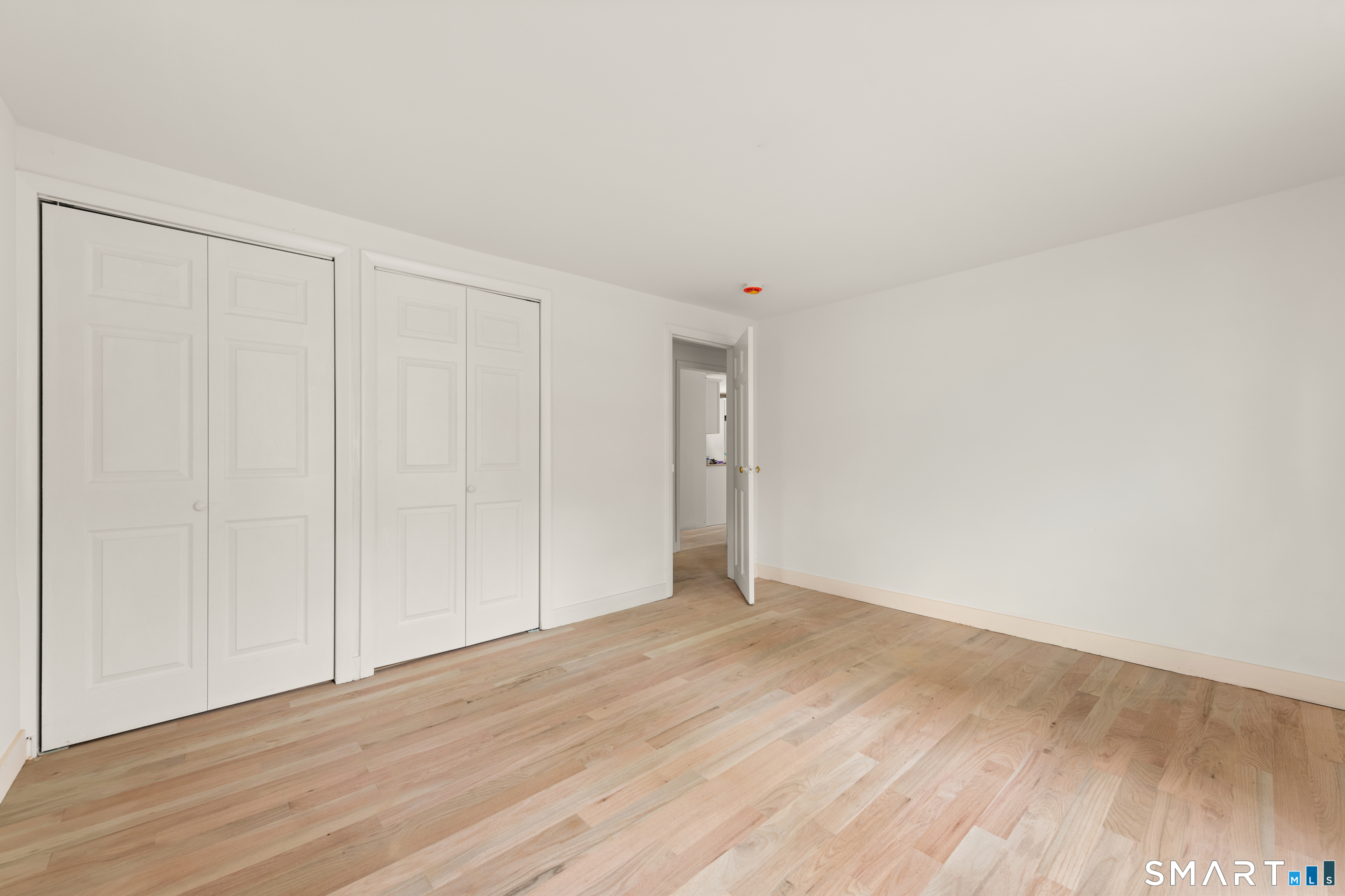 1335 Wolf Hill Road photo 14