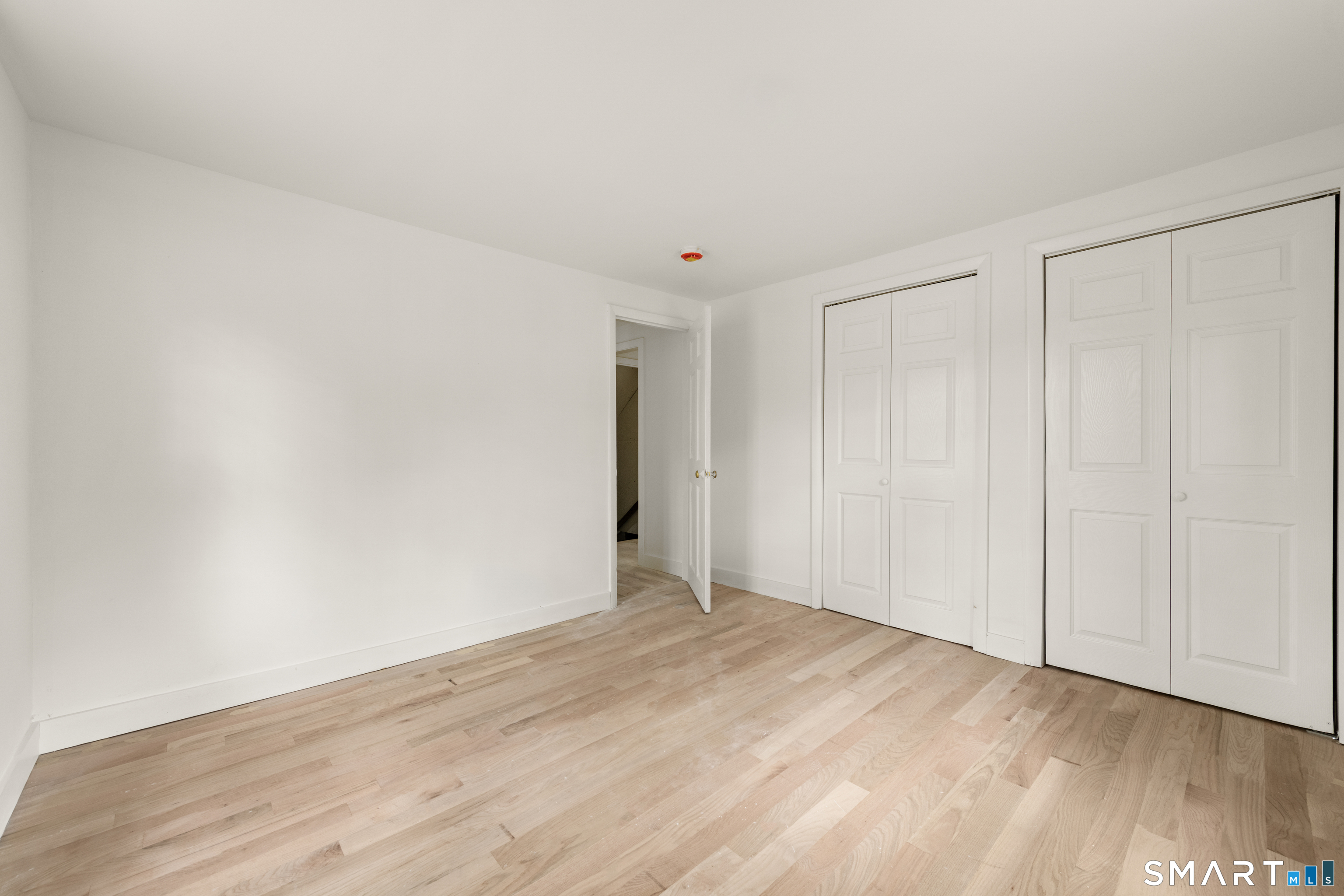 1335 Wolf Hill Road photo 16