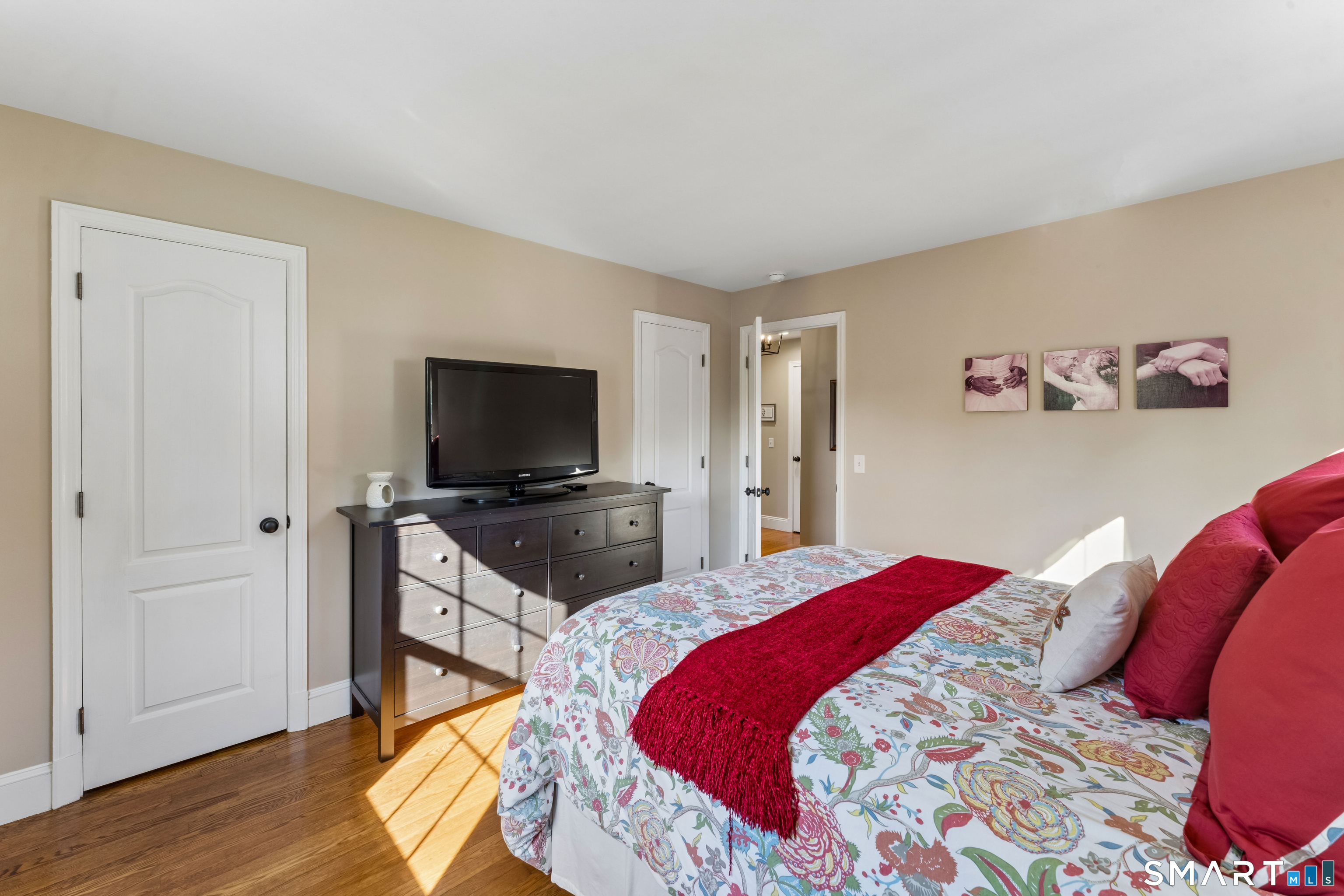 14 Redwood Drive photo 19