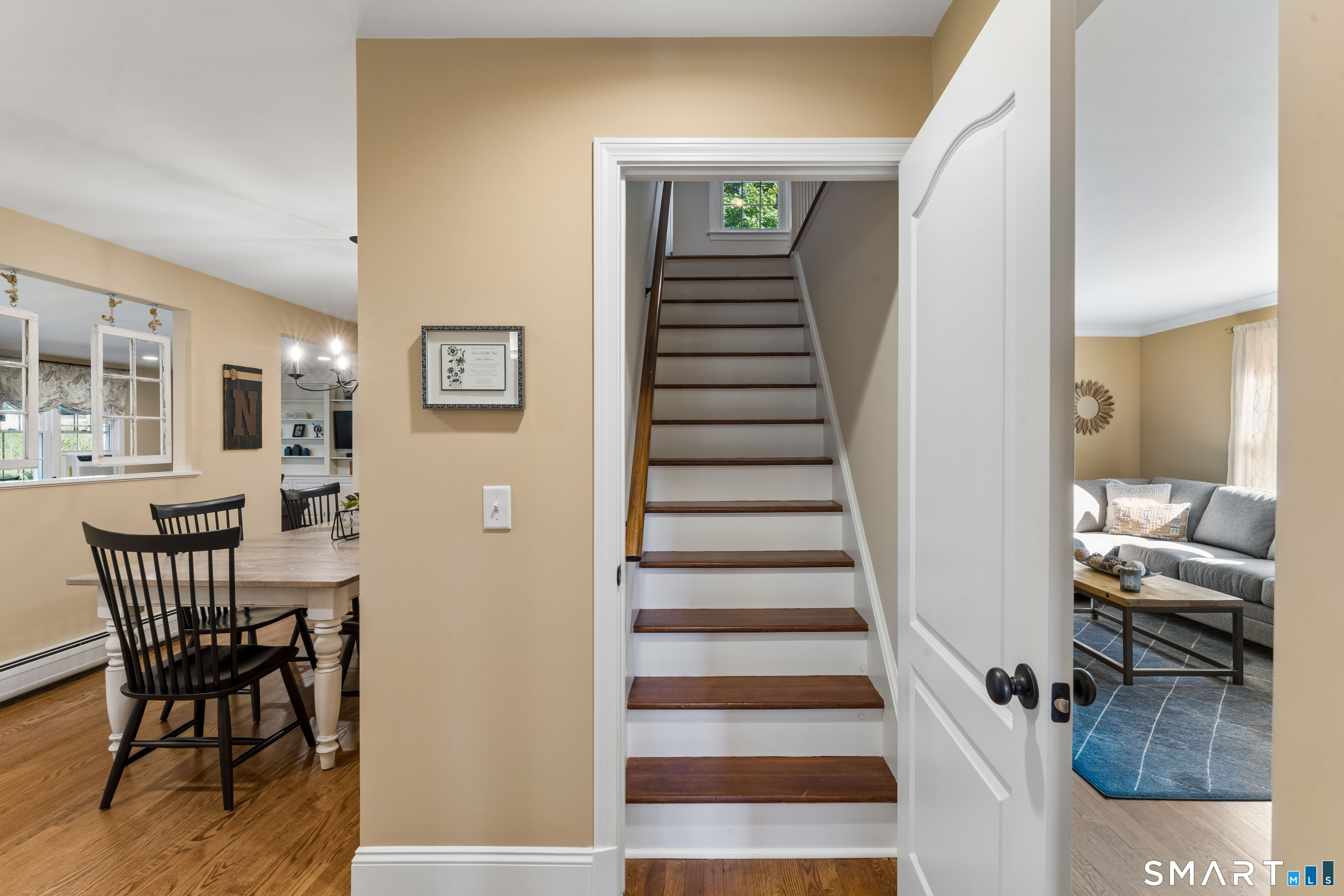 14 Redwood Drive photo 24