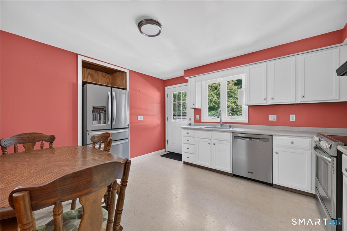 82 Depot Hill Road photo 11