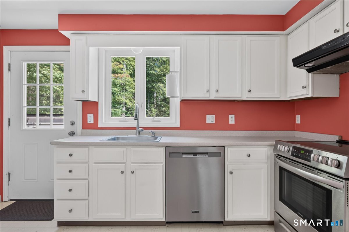 82 Depot Hill Road photo 12
