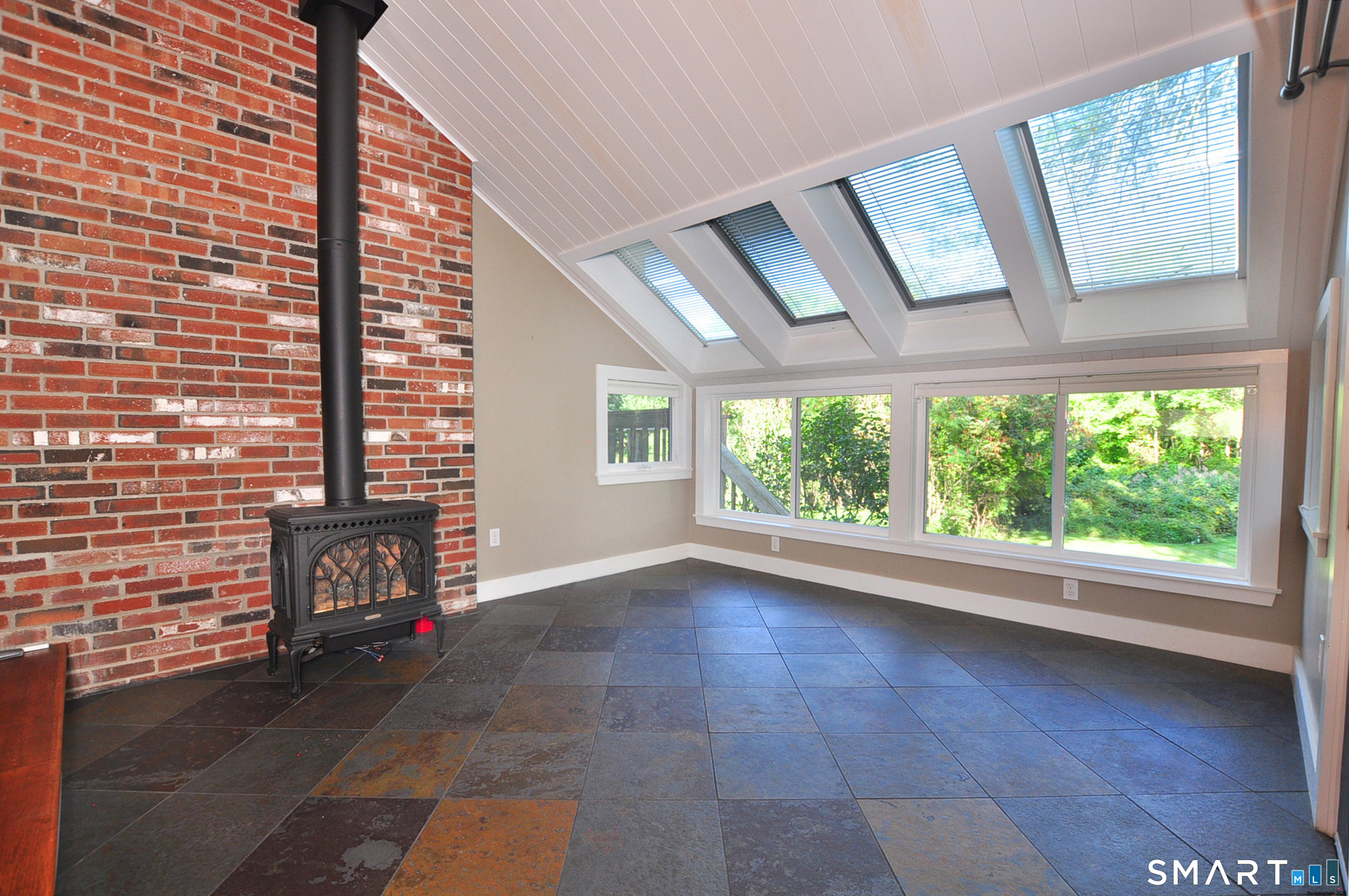2 Metacomet Drive photo 20