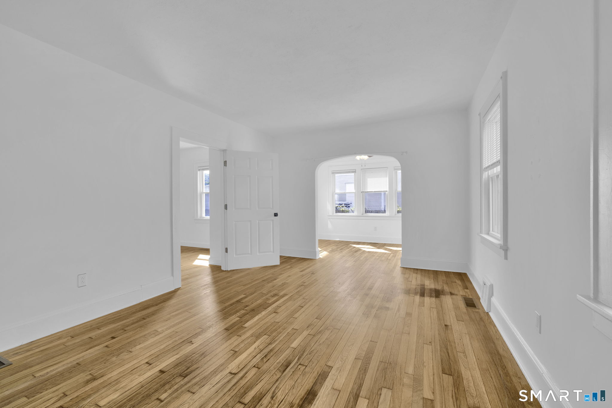 6 Henry Street photo 10