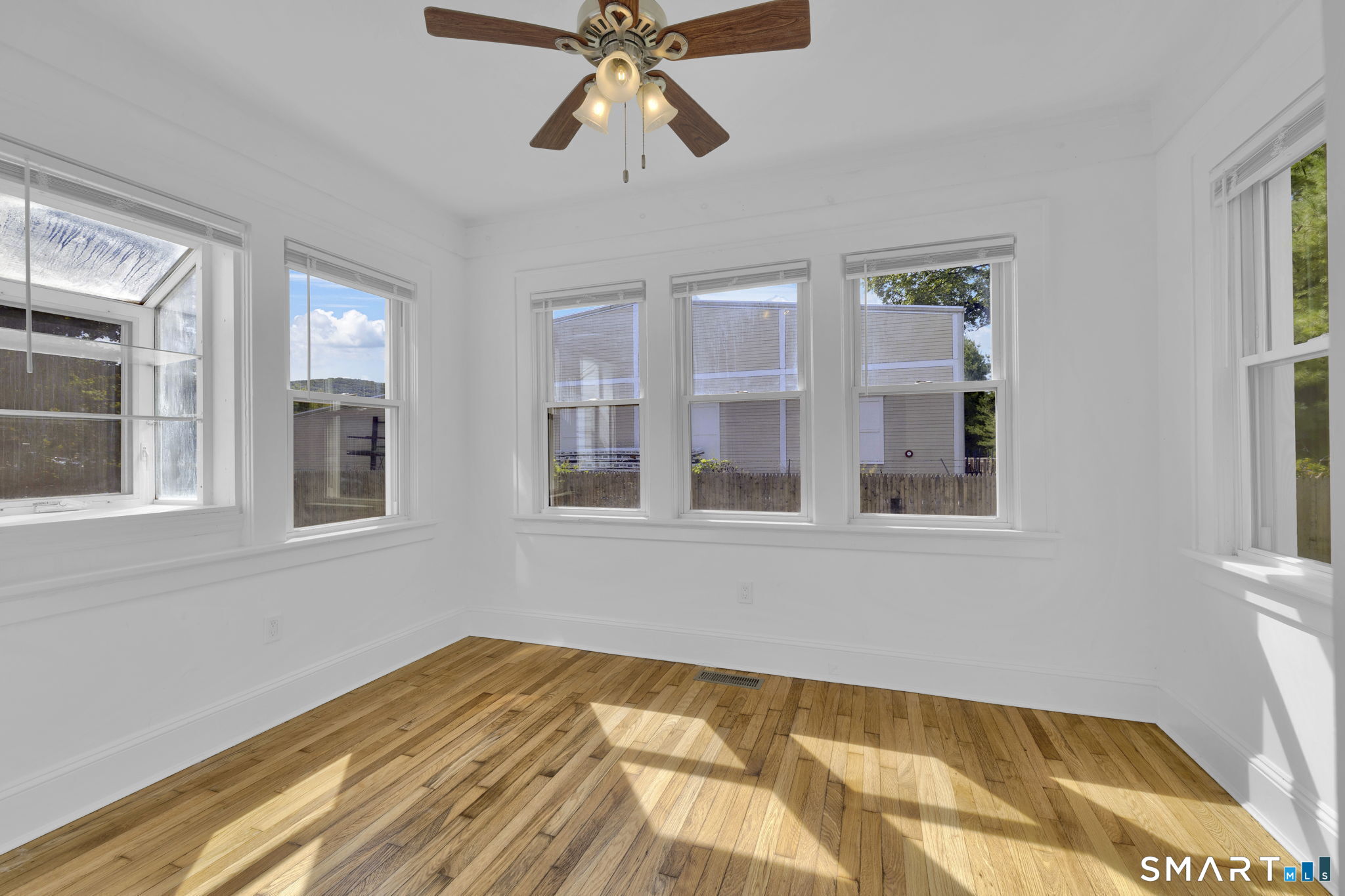 6 Henry Street photo 12