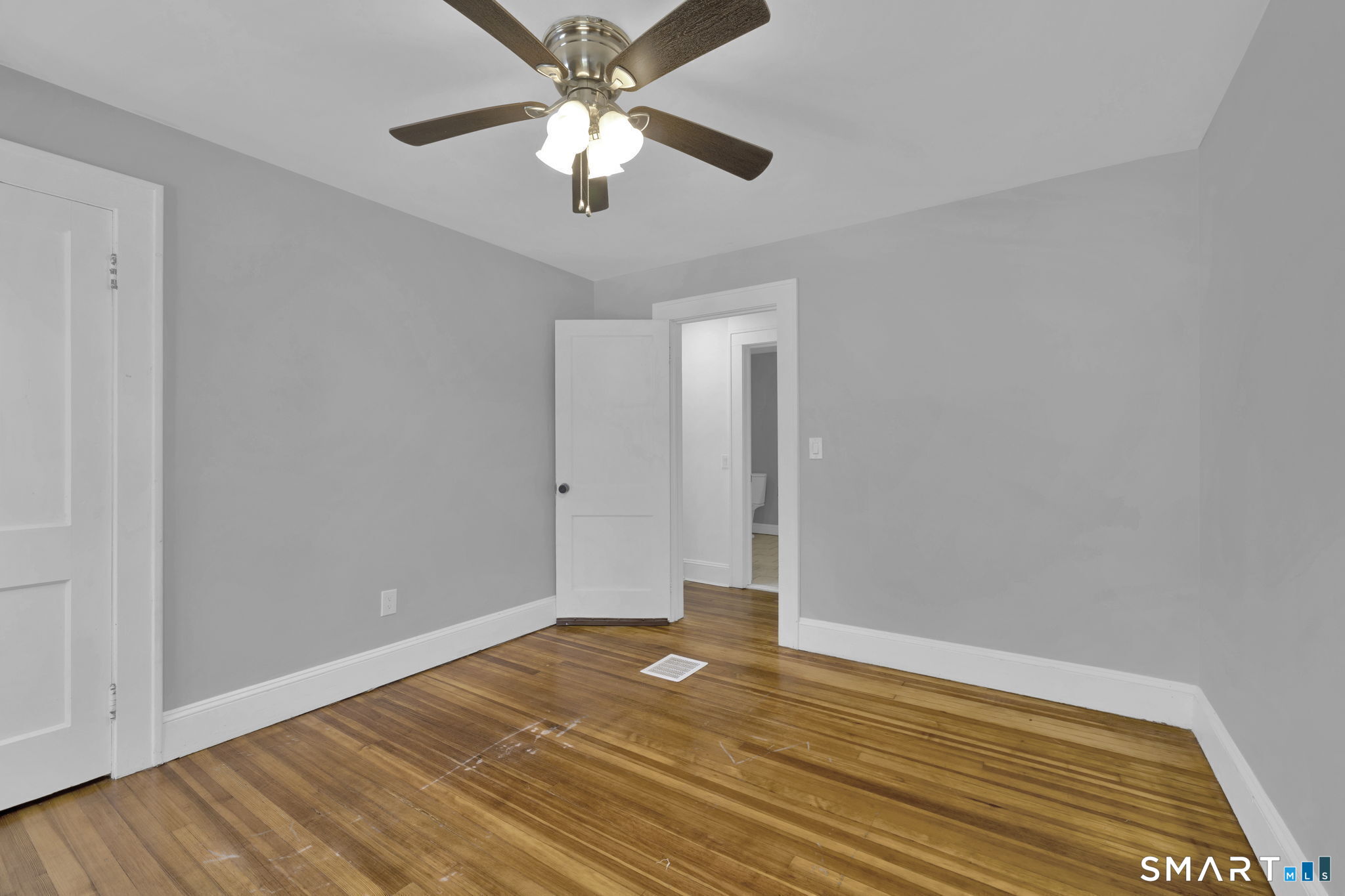 6 Henry Street photo 23