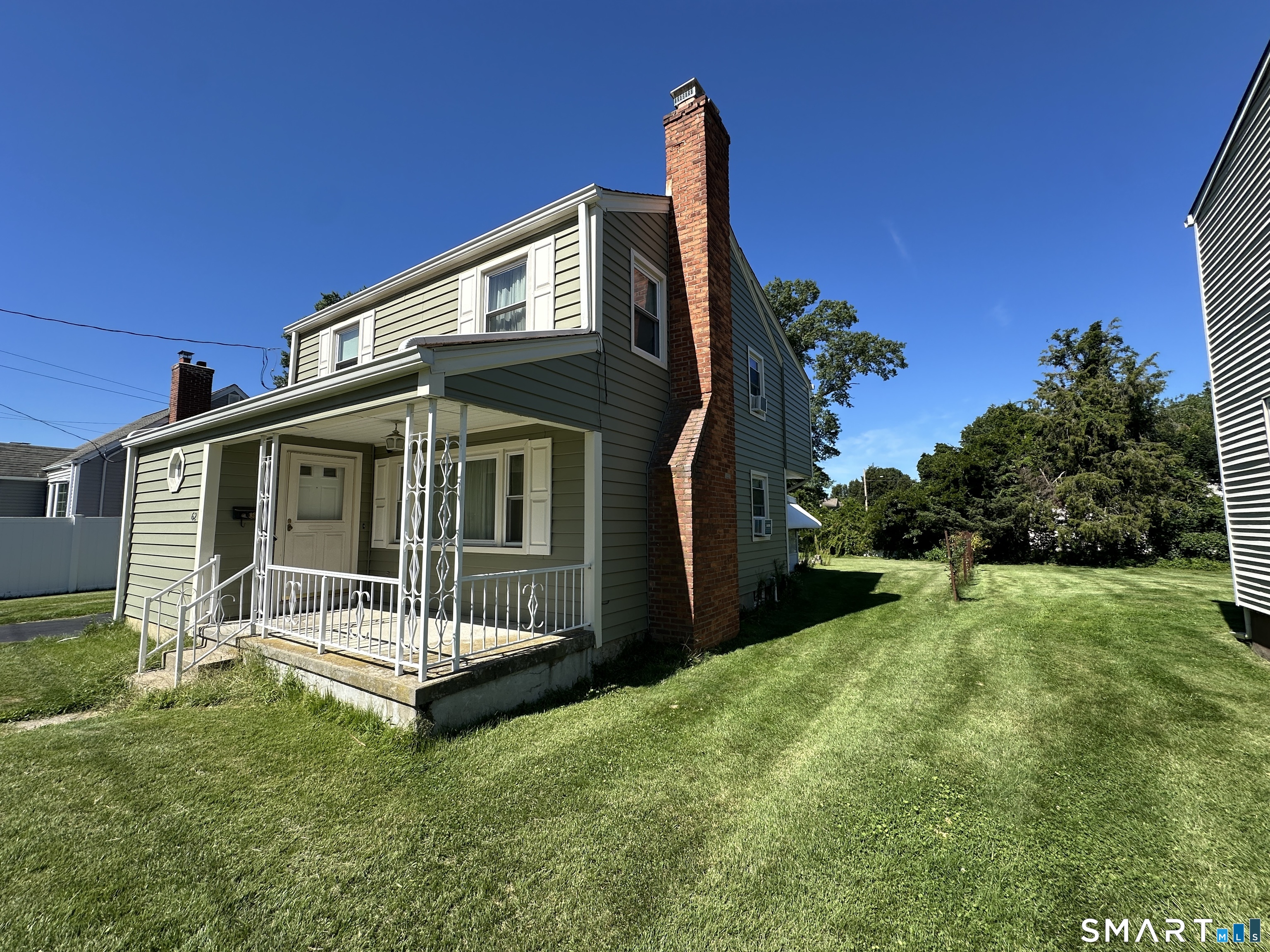 Single family home for sale at 62 Winter St, Stratford, CT 06614 | MLS# 24200872