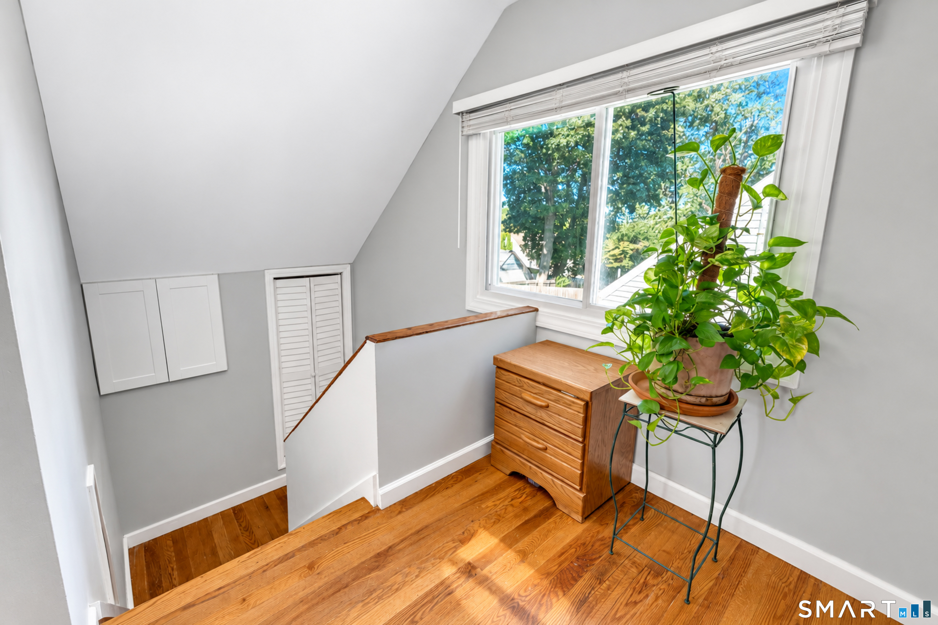 296 Ruth Street photo 17