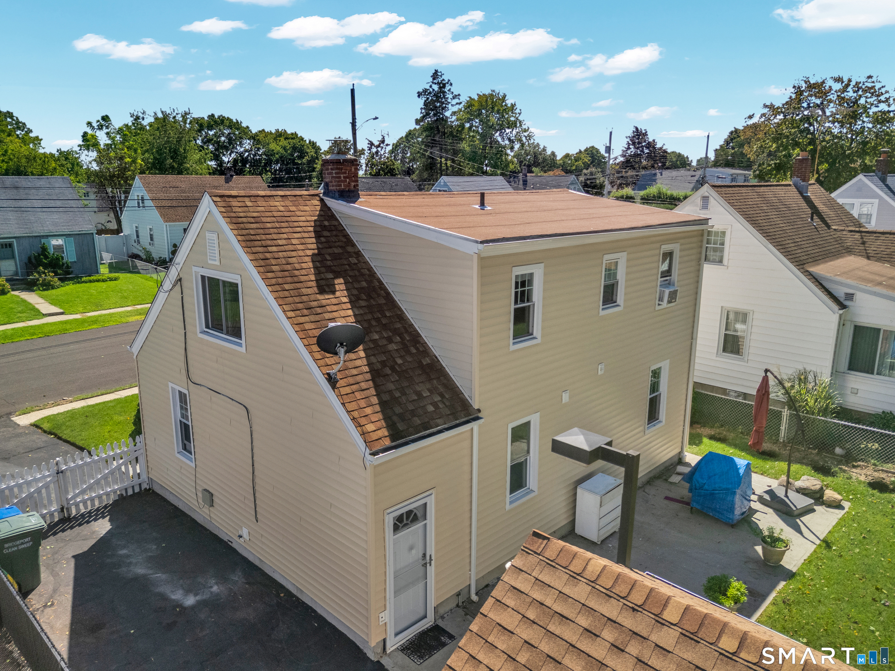 296 Ruth Street photo 29