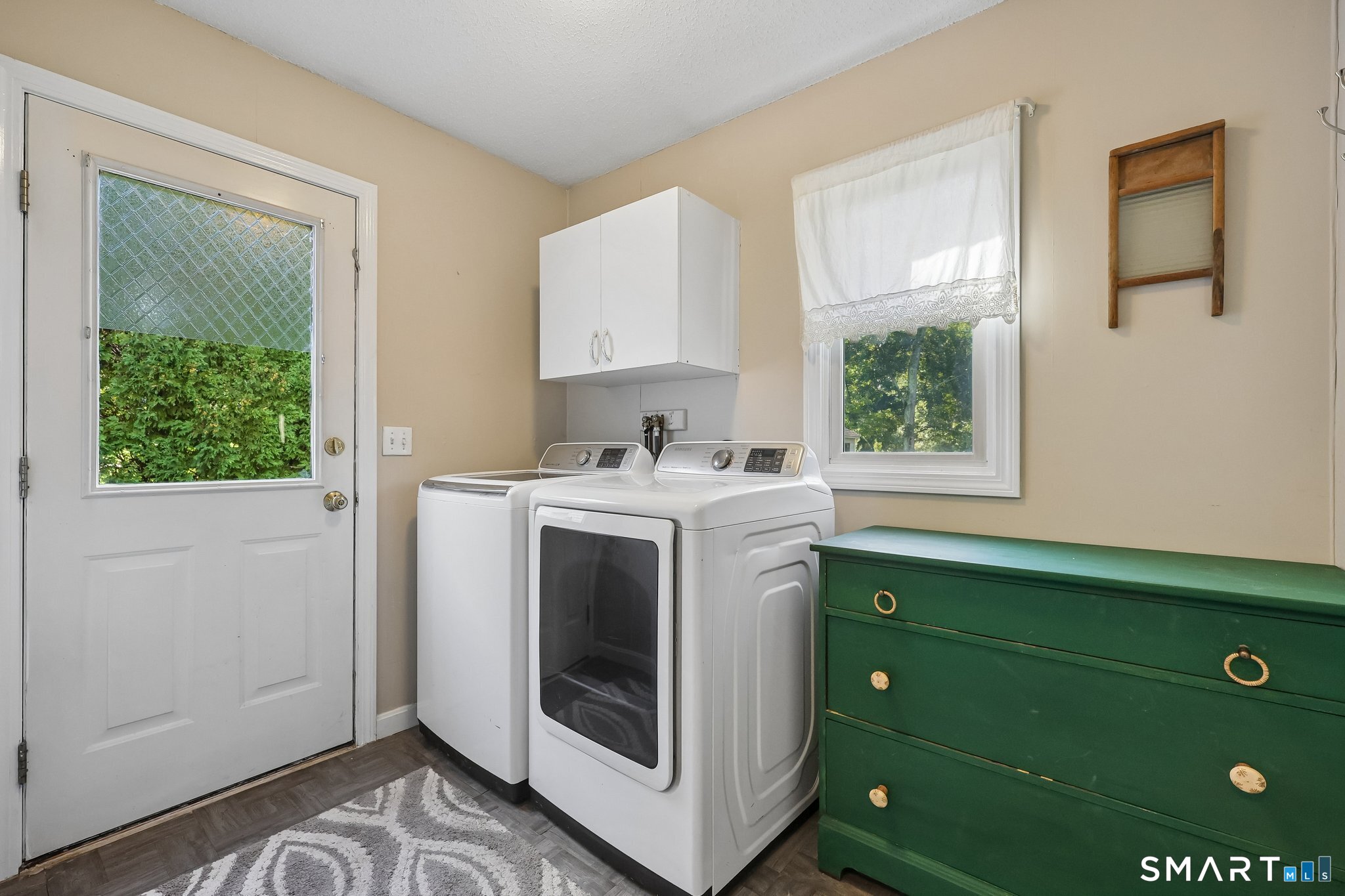 8 Birchview Drive photo 17