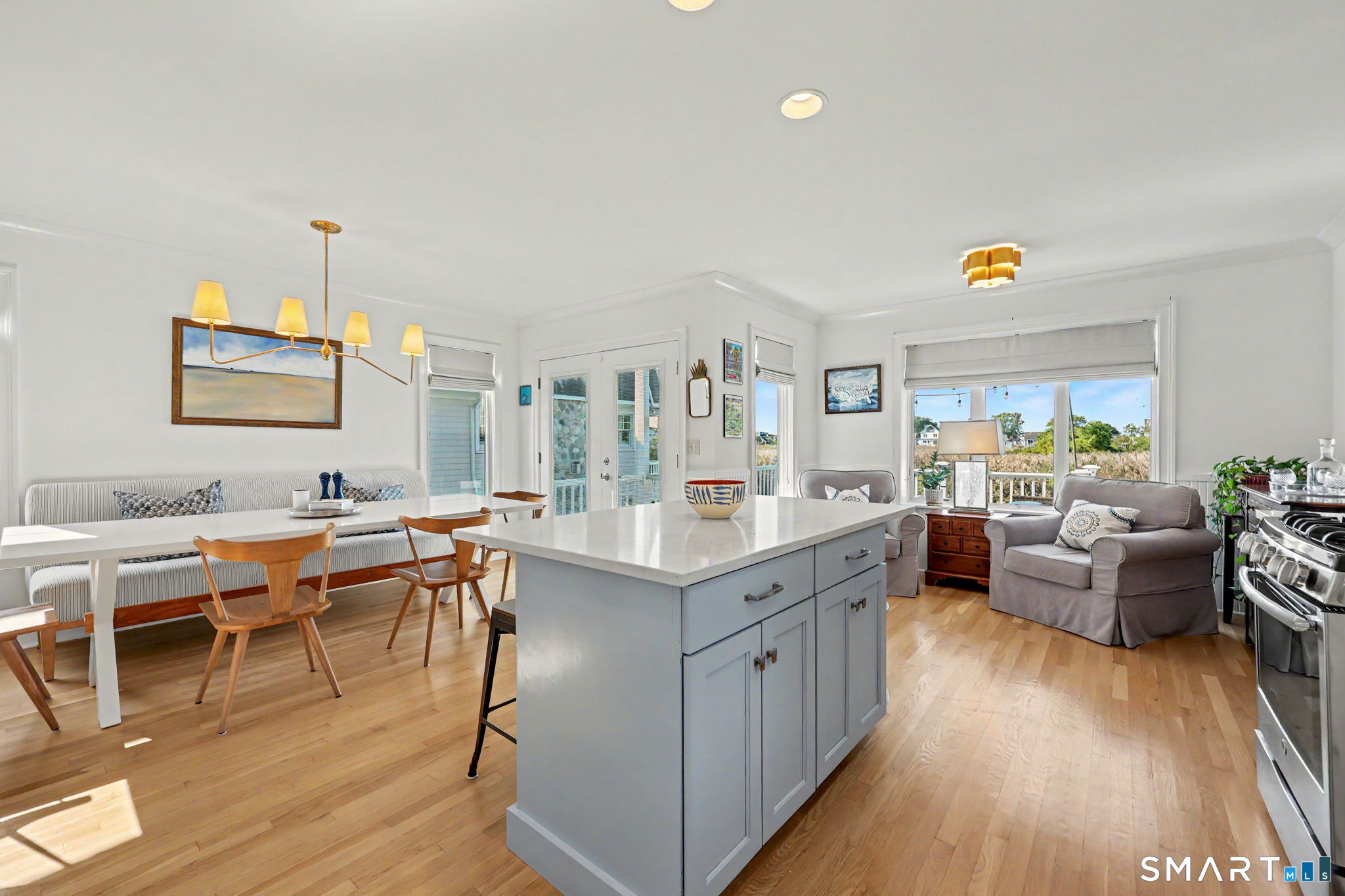 738 Rowland Road photo 12