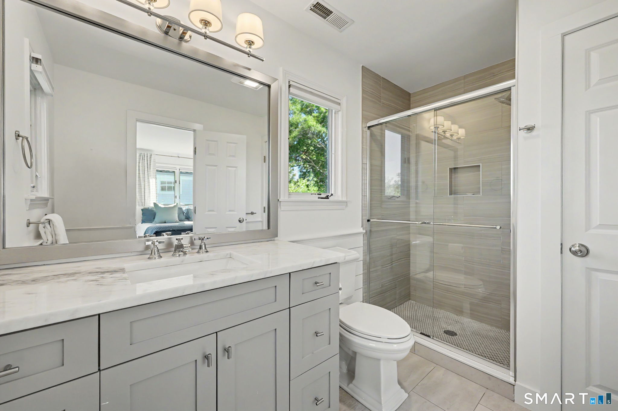 738 Rowland Road photo 24