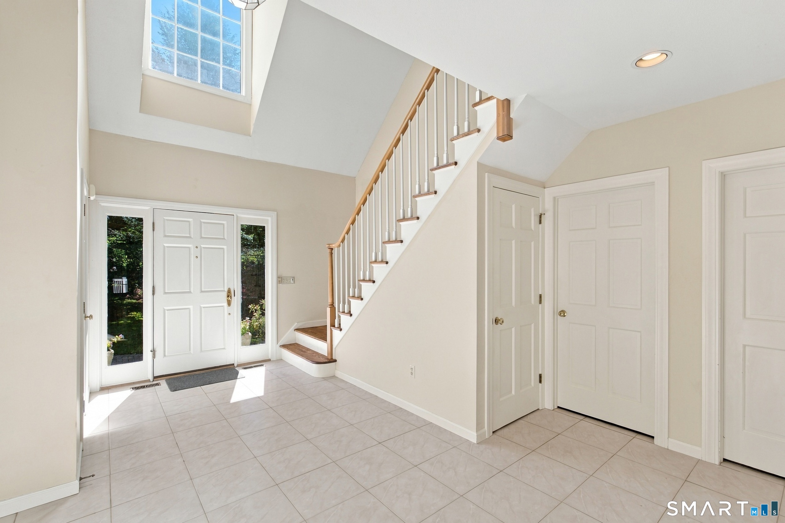 Photo 3 of Single family home for sale at 96 Henley Way, Avon, CT 06001 | MLS# 24205278 | Listing updated on 2026-09-15