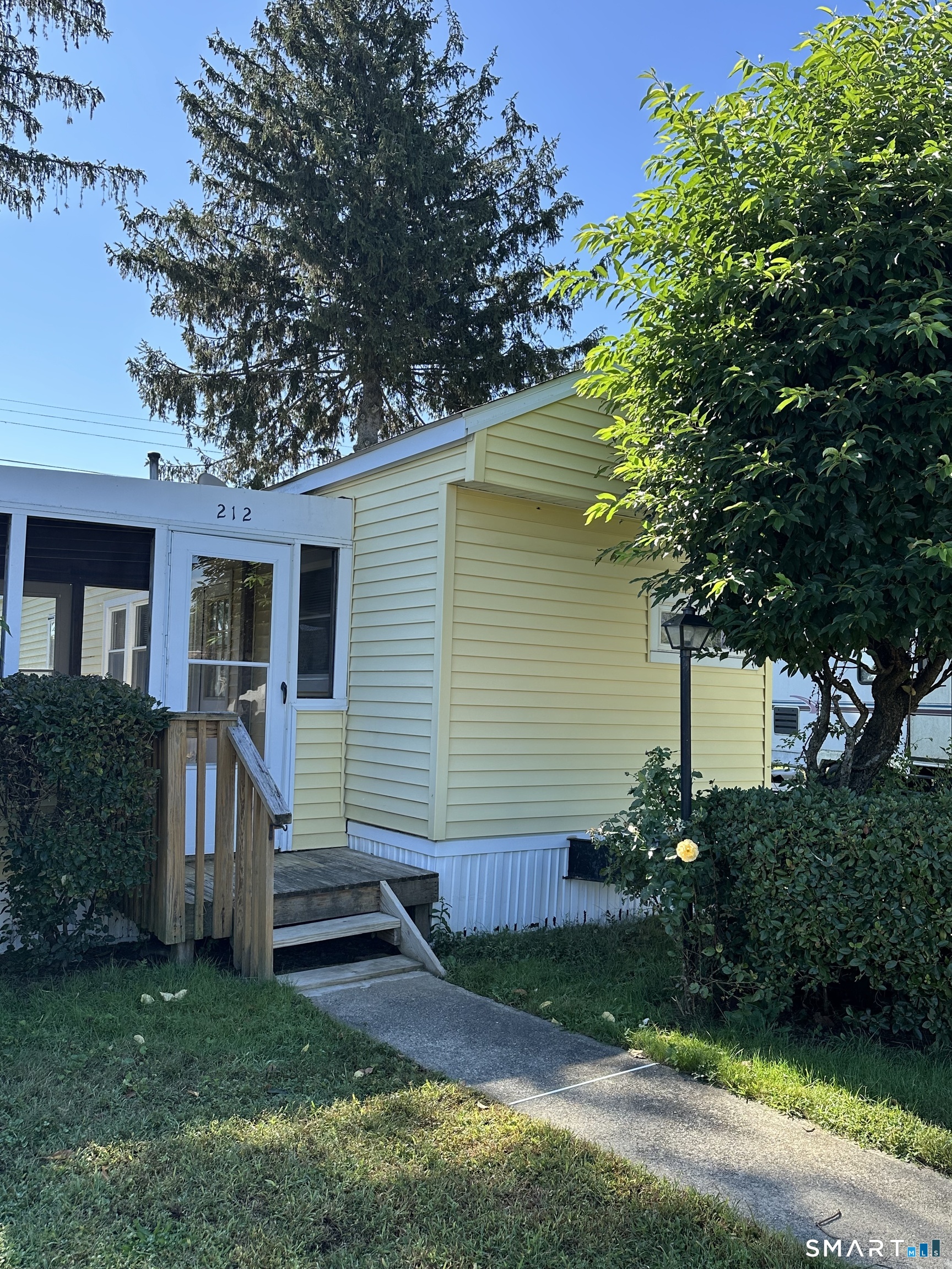 Photo 1 of Manufactured home for sale at 212 Fairway Dr, East Windsor, CT 06088 | MLS# 24204956 | Listing updated on 2026-09-15