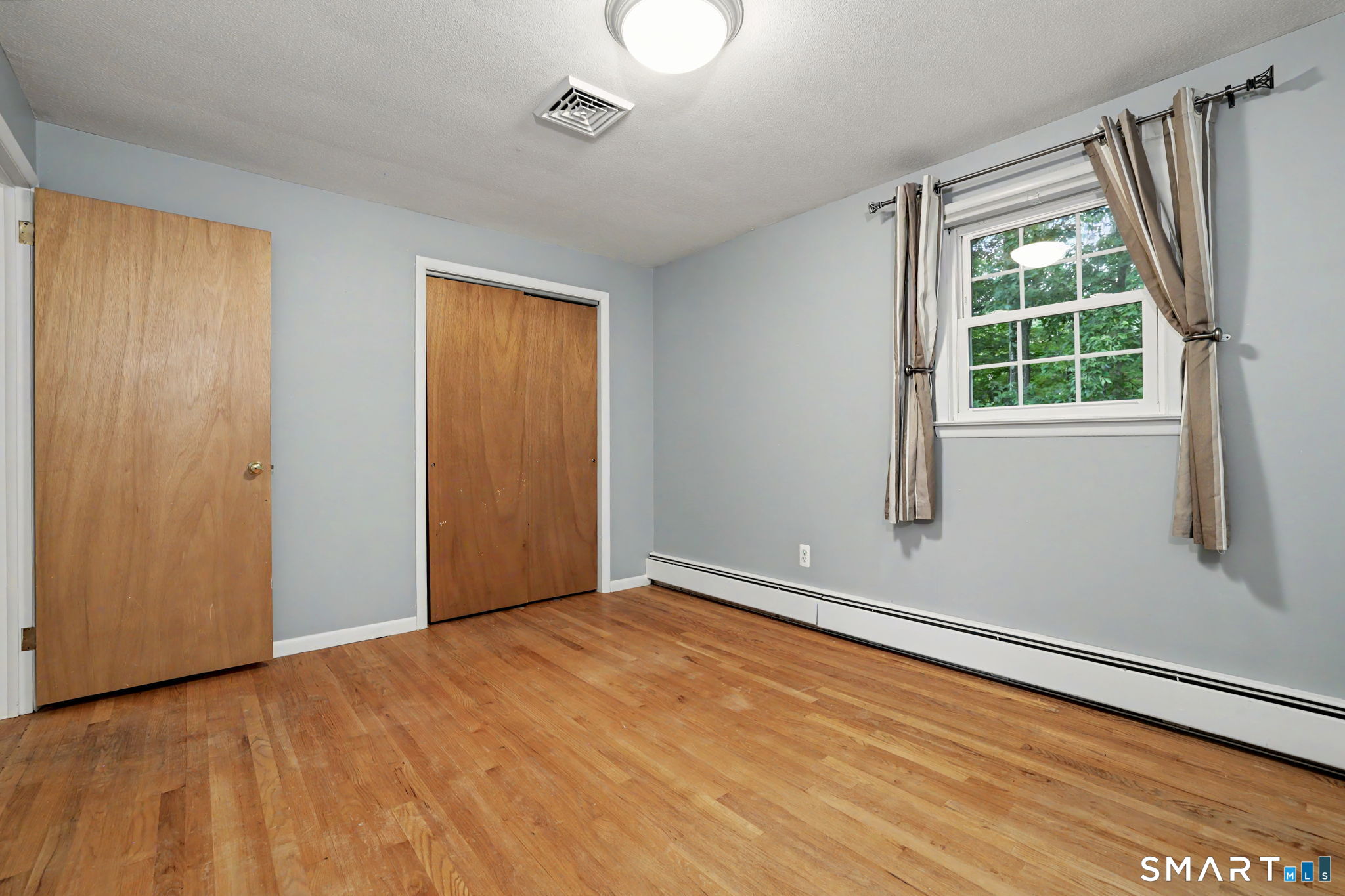 301 Tulip Drive photo 24