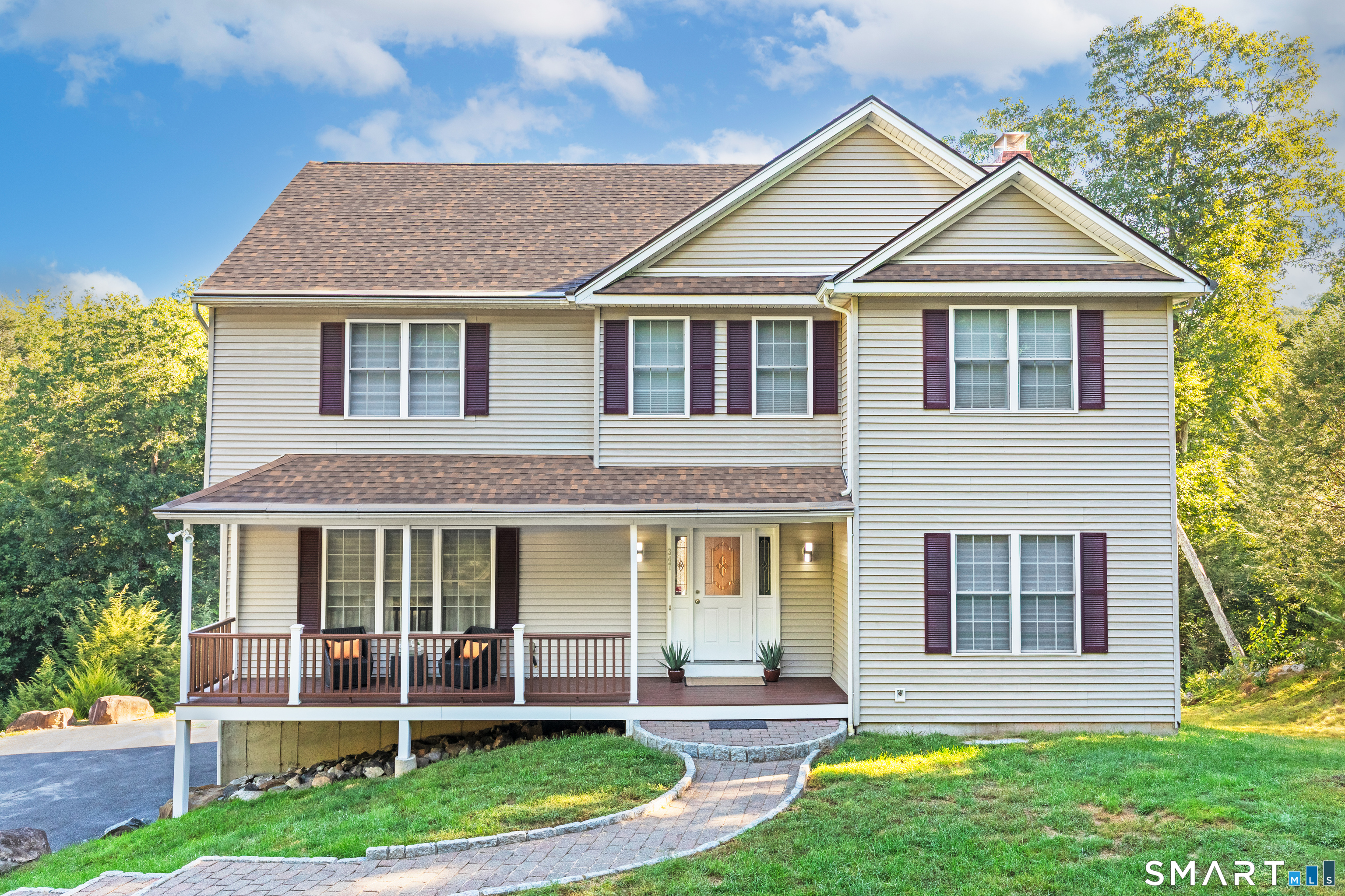 347 Lakeside Road