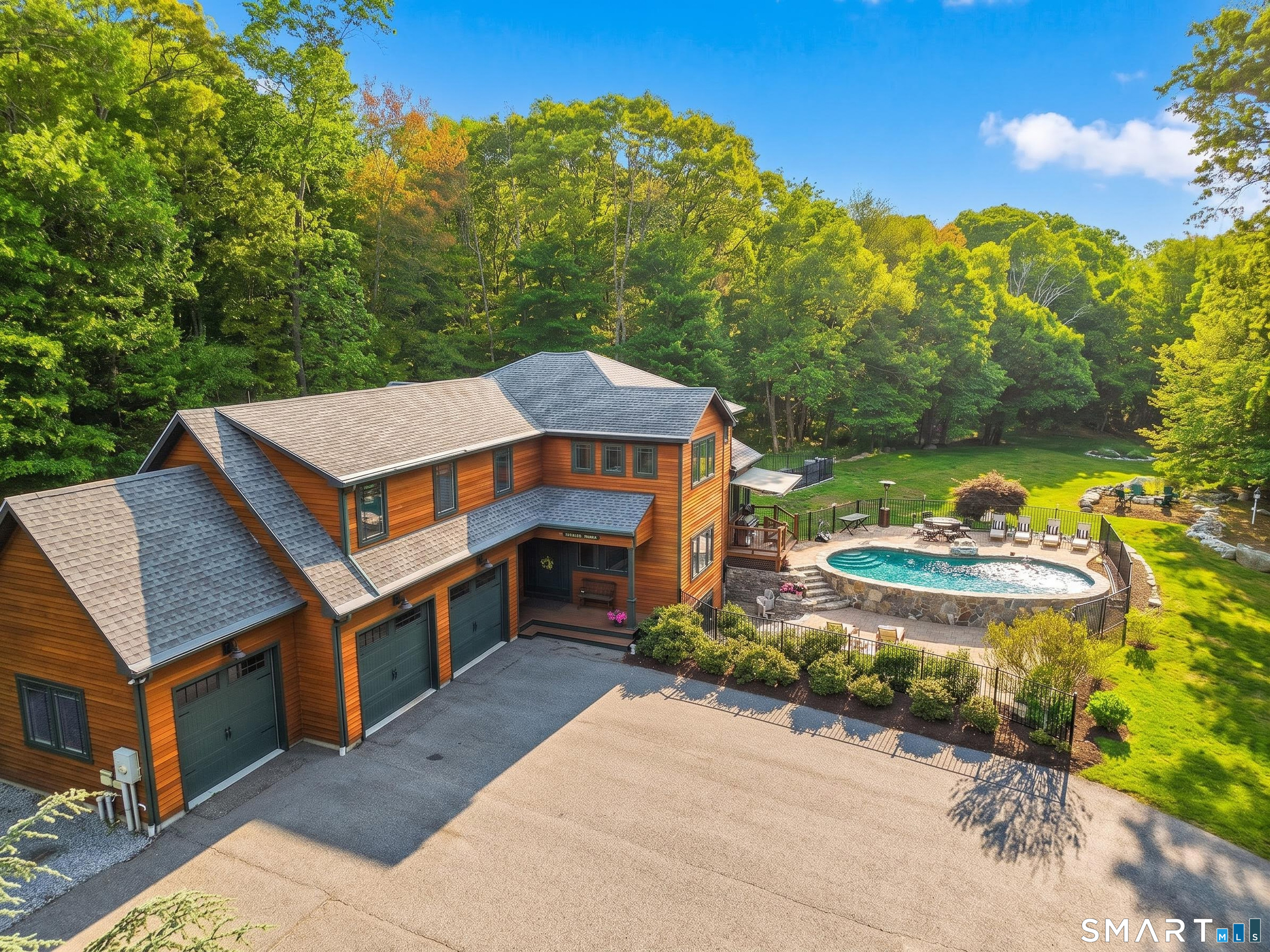 178 Great Neck Road