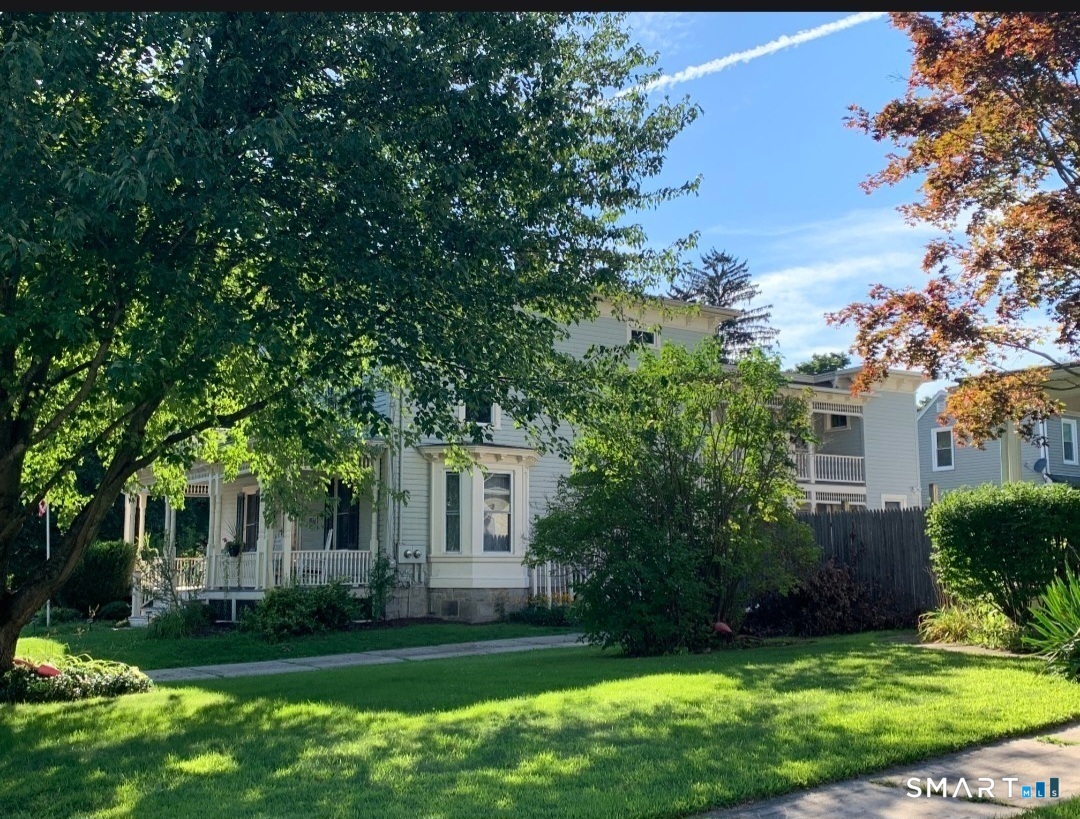65 Elm Street photo 17