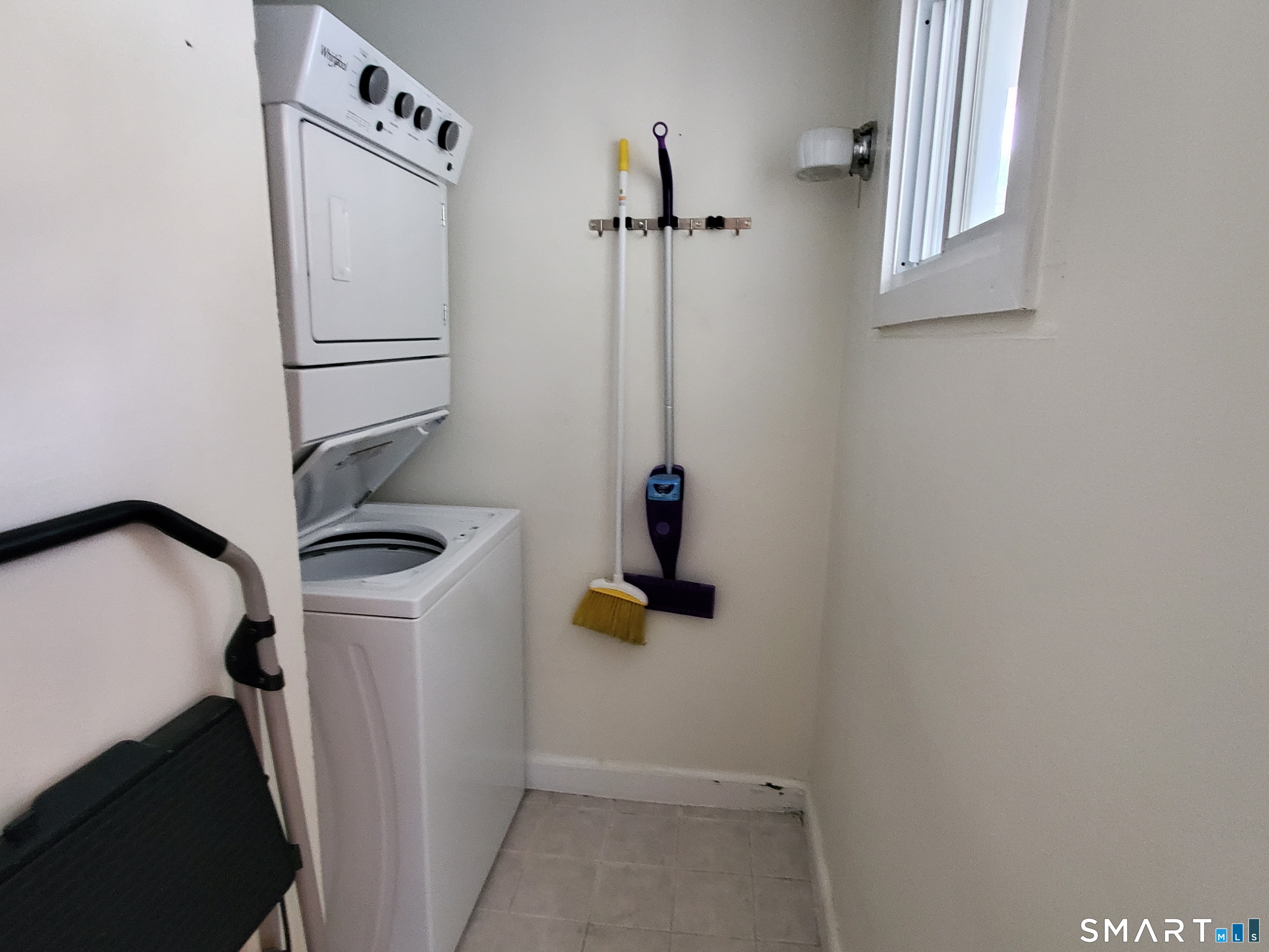 65 Elm Street photo 12