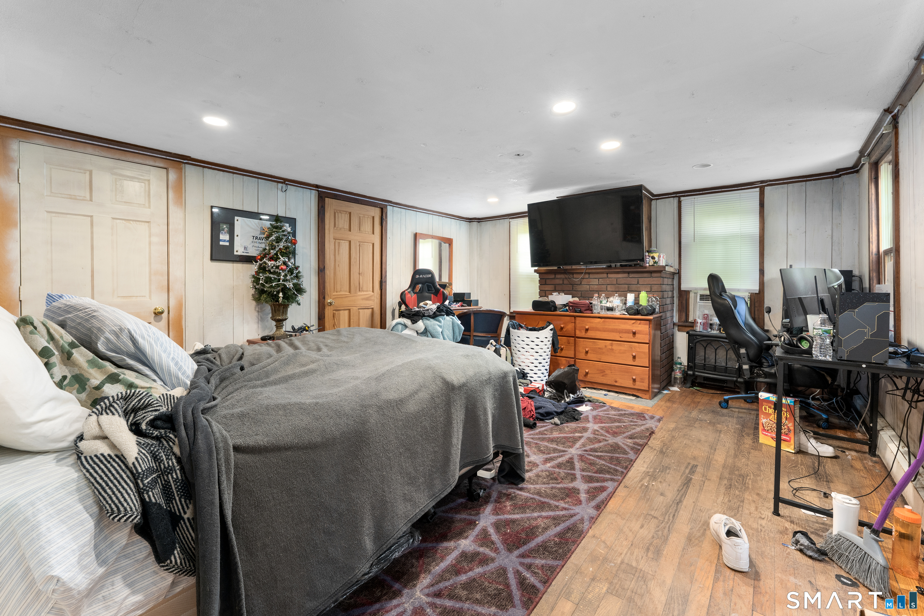 66 Hartford Road photo 22