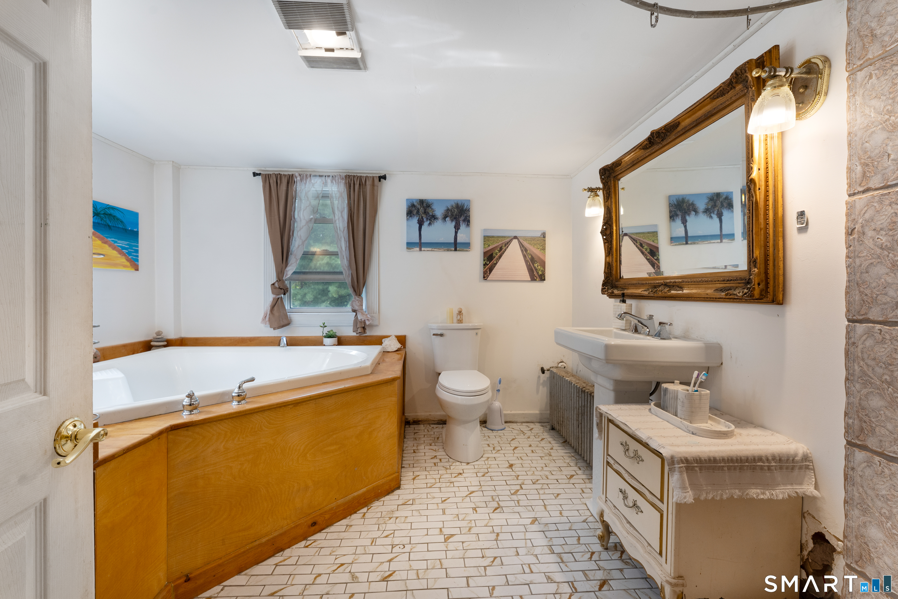 66 Hartford Road photo 21