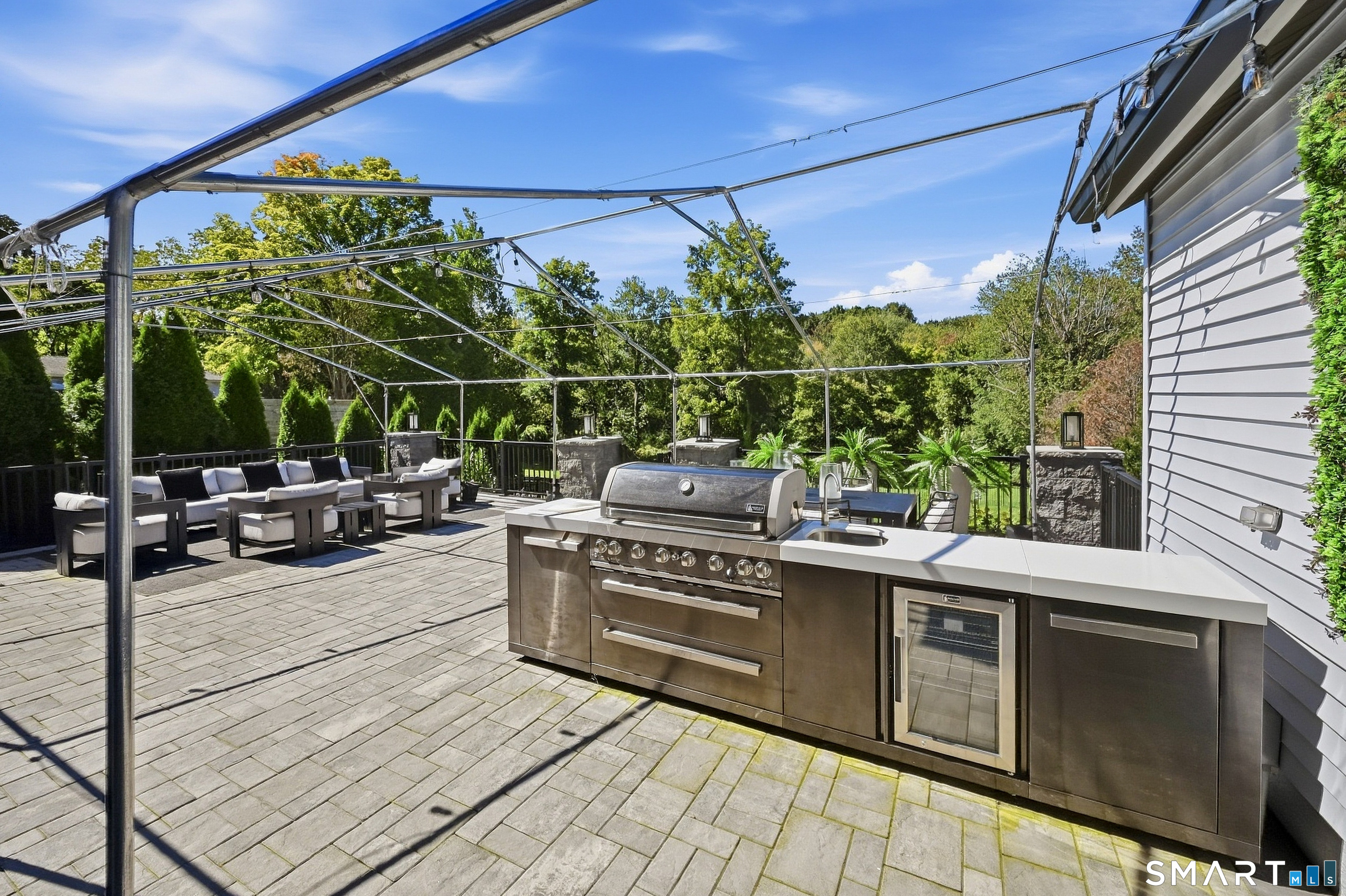 44 Jefferson Avenue photo 35