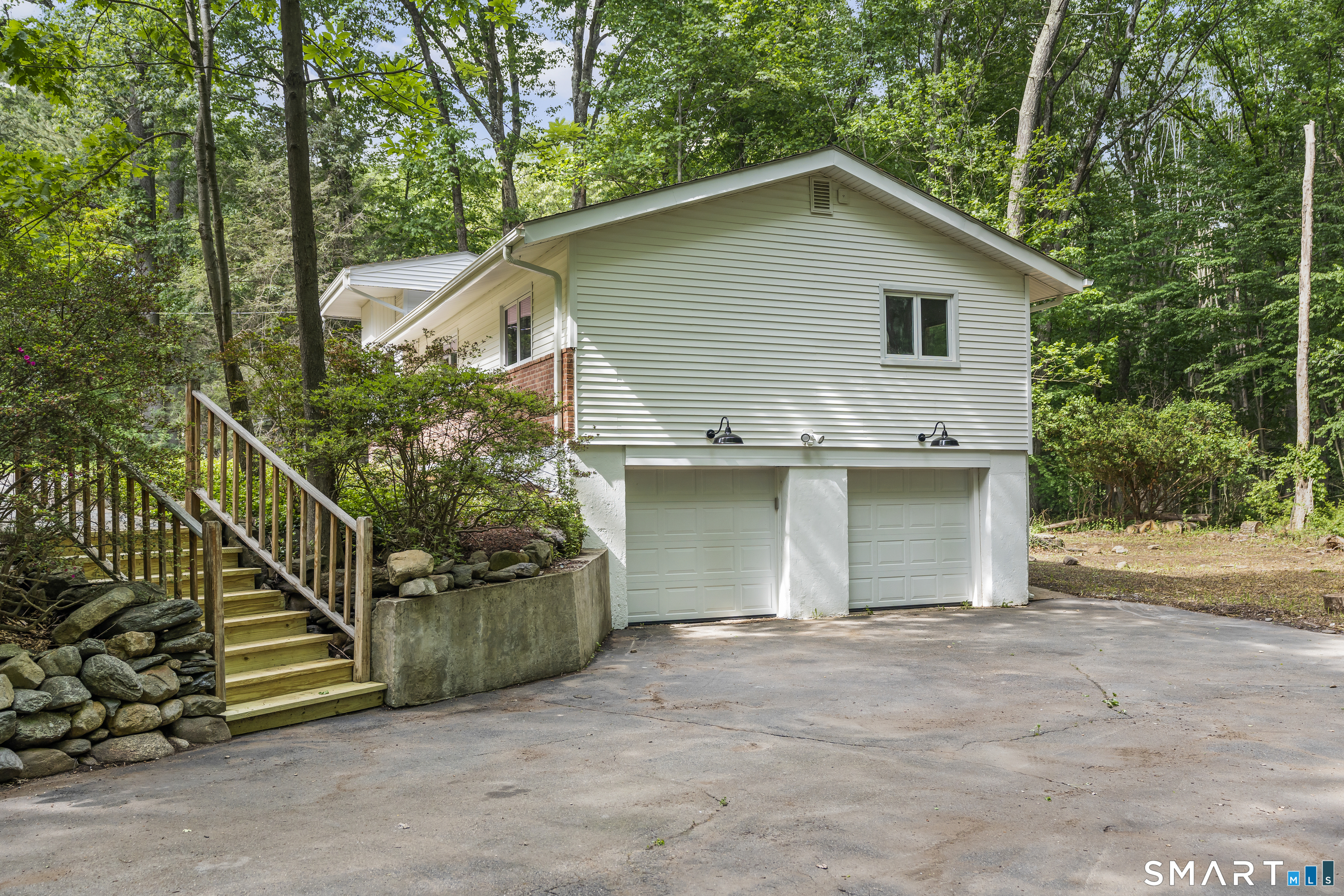 19 Fawn Drive photo 18