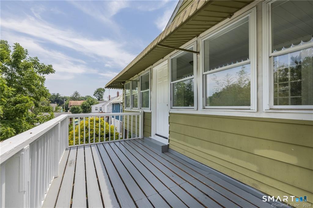 480 Ezra Street photo 15