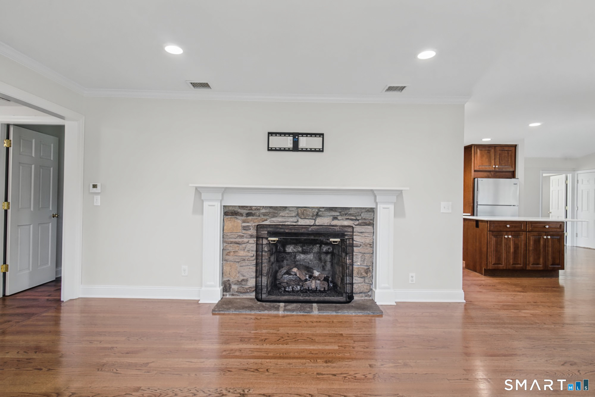 7 Sunset Road photo 4