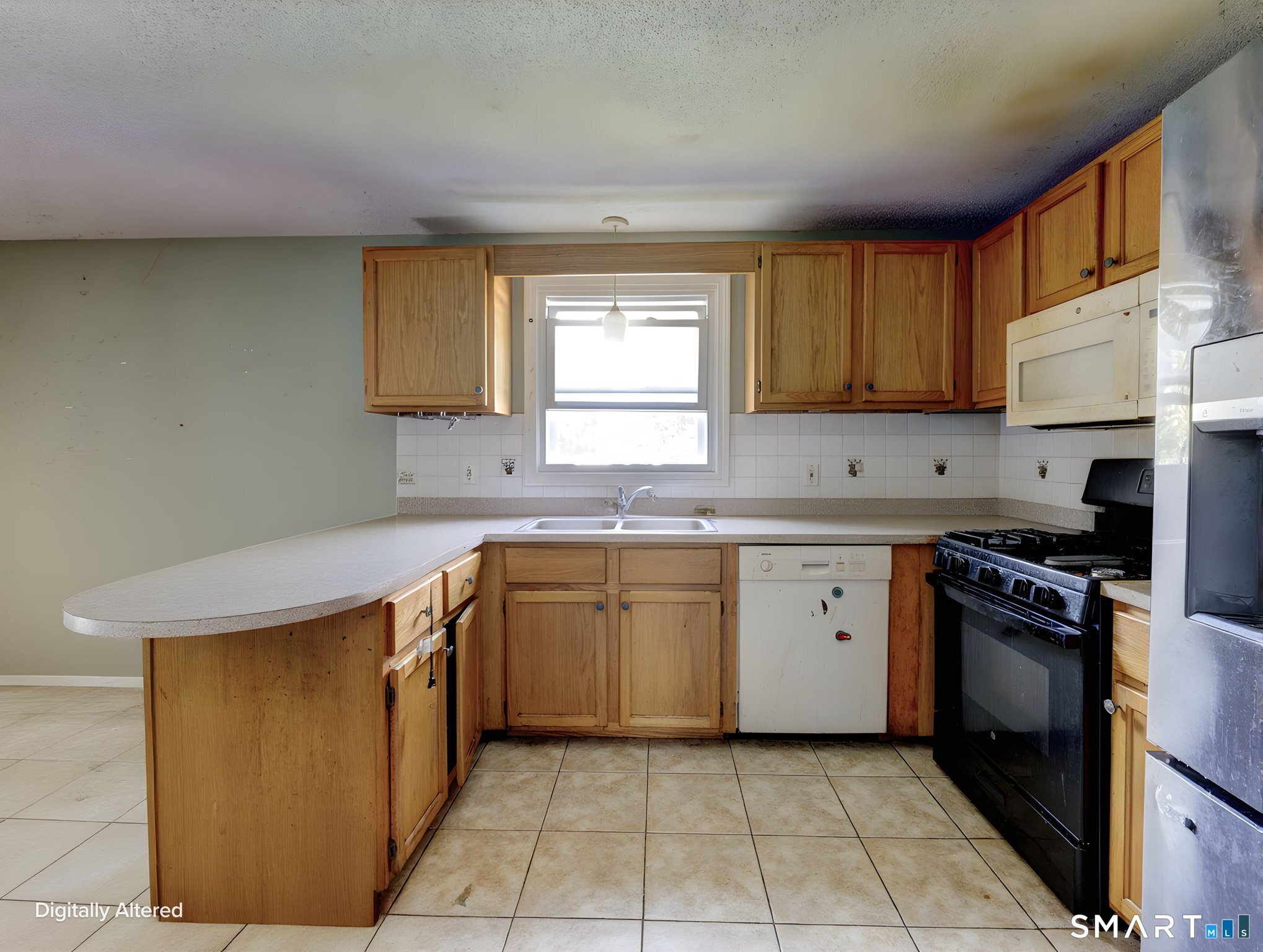 84 Symco Drive photo 33