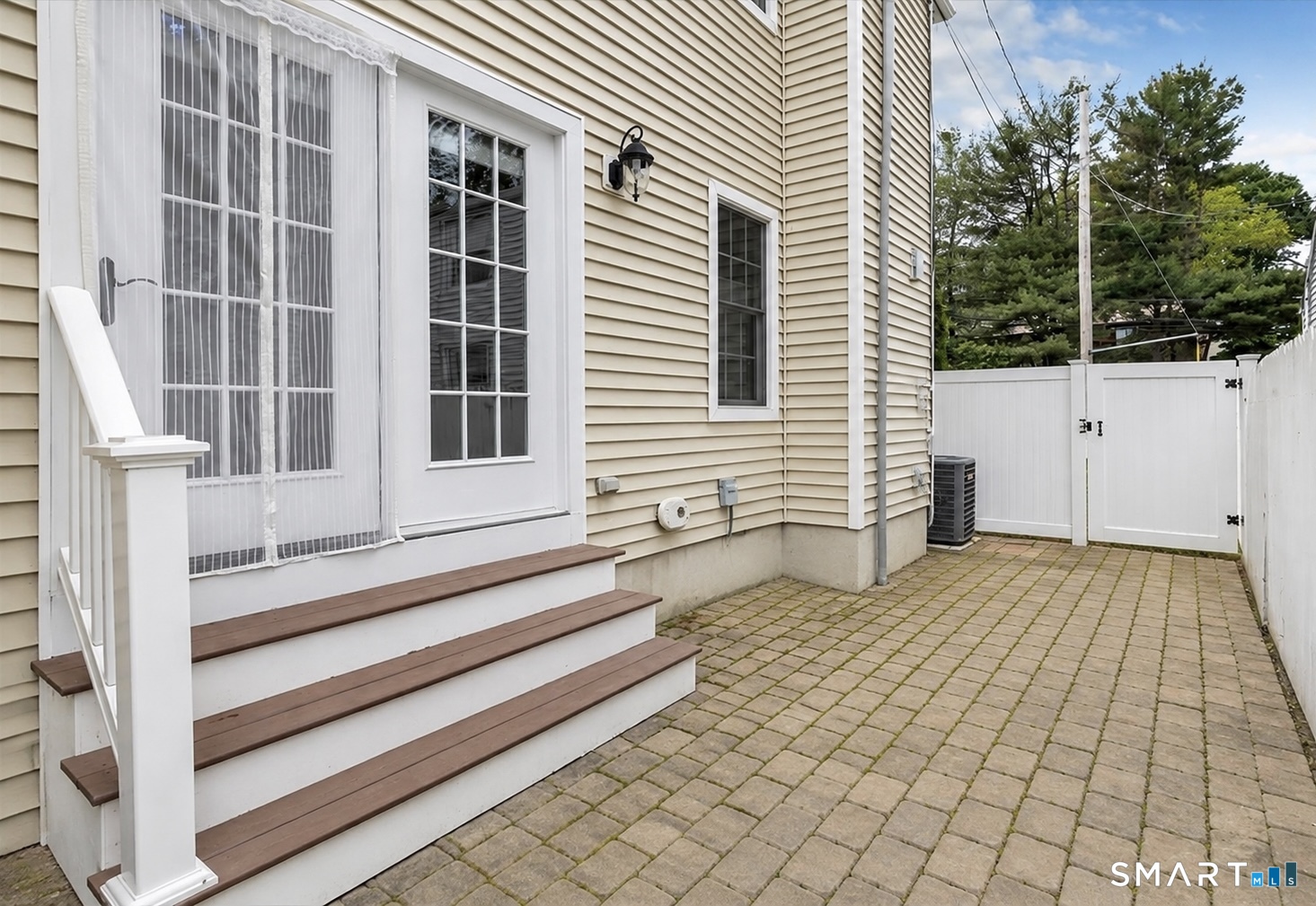 Photo 17 of Condo for sale at 331 Knapps Hwy #331, Fairfield, CT 06825 | MLS# 24207504 | Listing updated on 2026-09-16