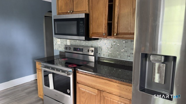 7579 Main Street photo 5