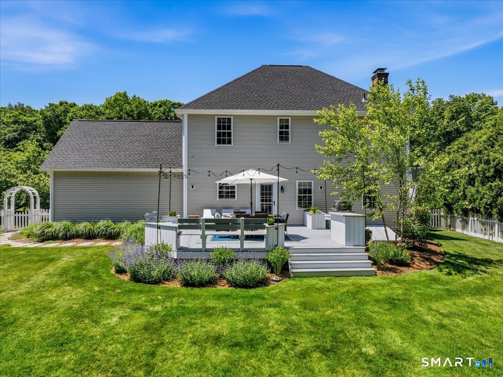38 Tarragon Drive photo 11
