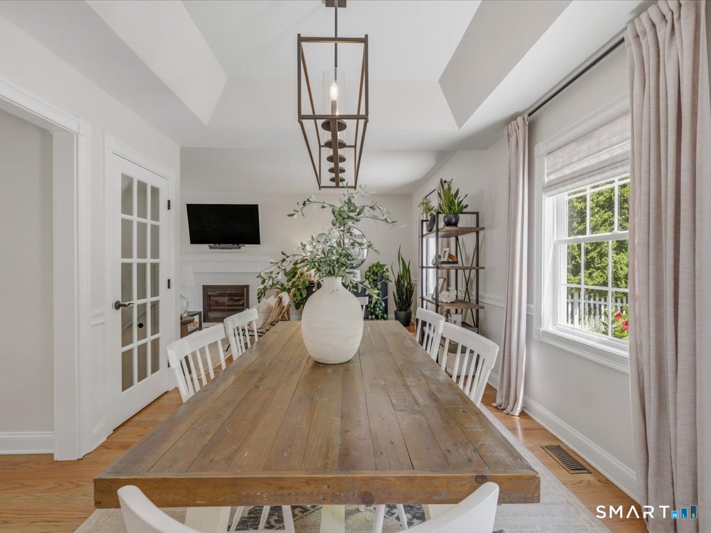 38 Tarragon Drive photo 17