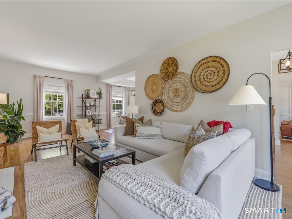 38 Tarragon Drive photo 22