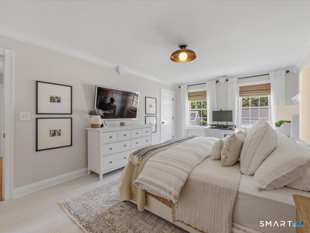 38 Tarragon Drive photo 27
