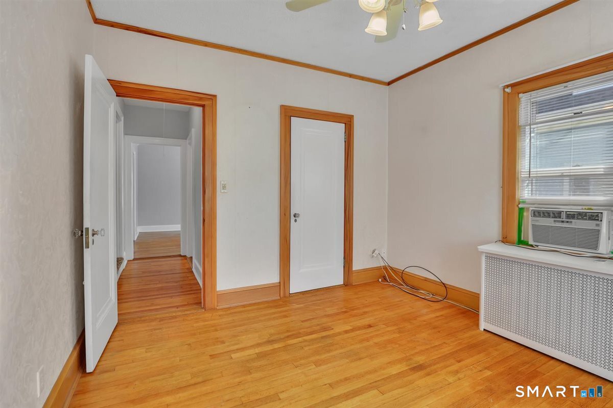 225 Stratford Road photo 20