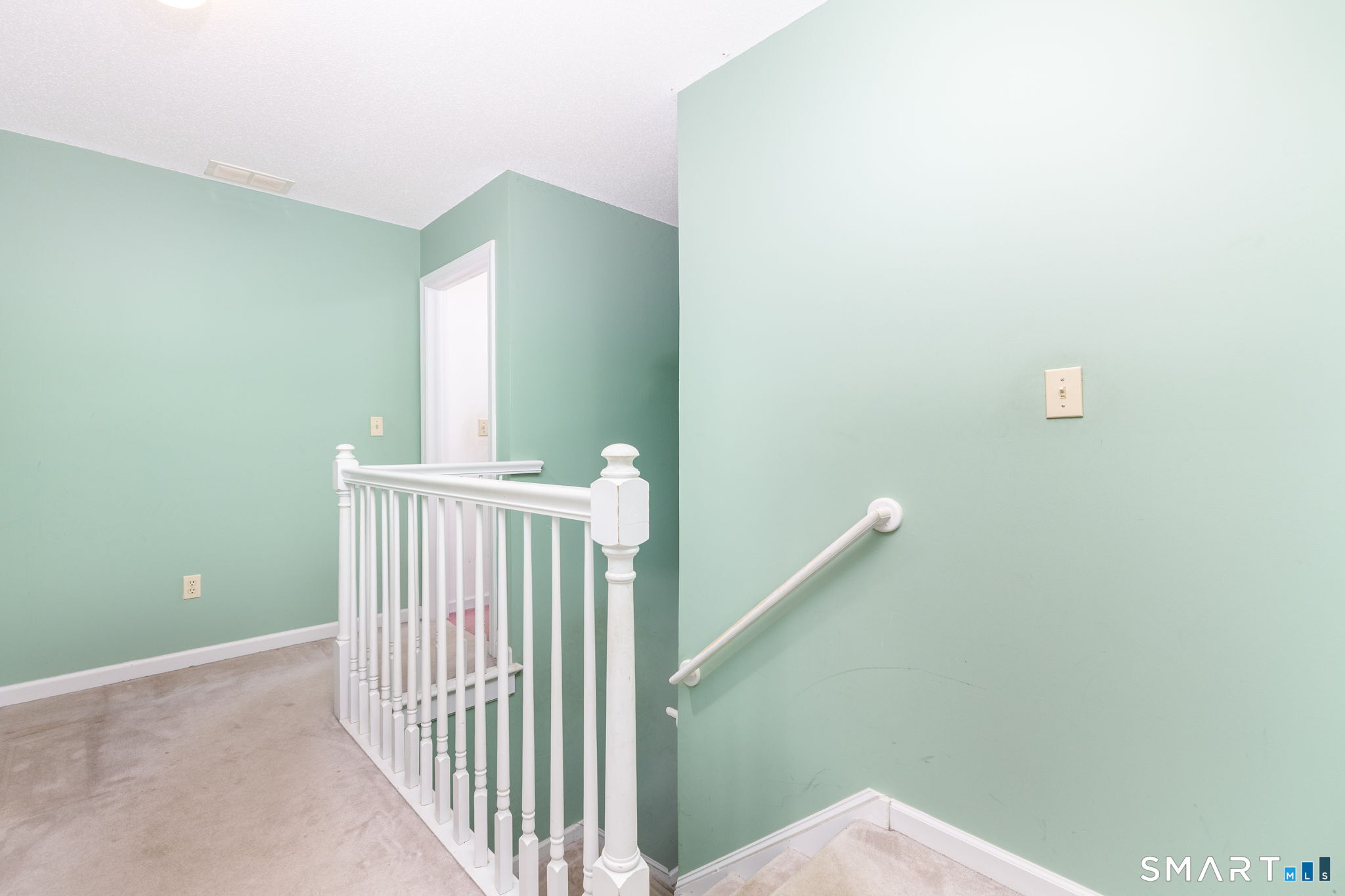 124 Cynrose Place photo 15