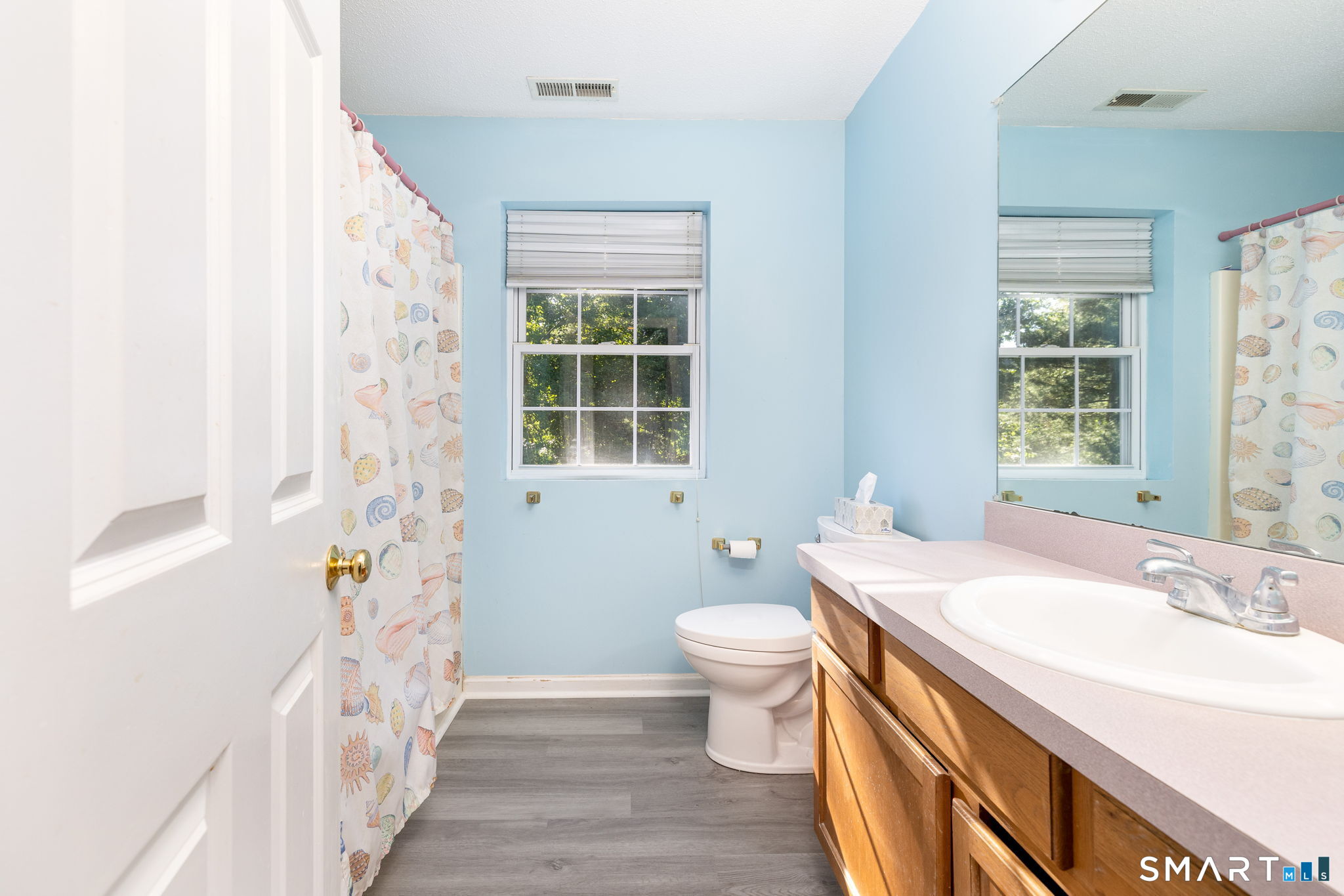 124 Cynrose Place photo 22