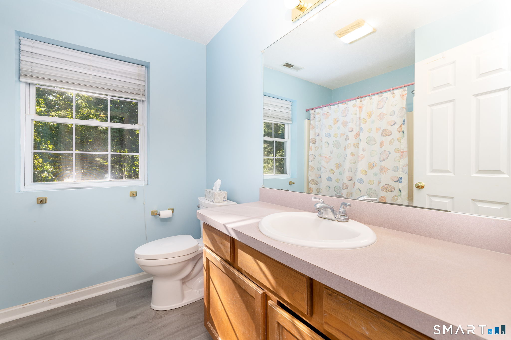124 Cynrose Place photo 23
